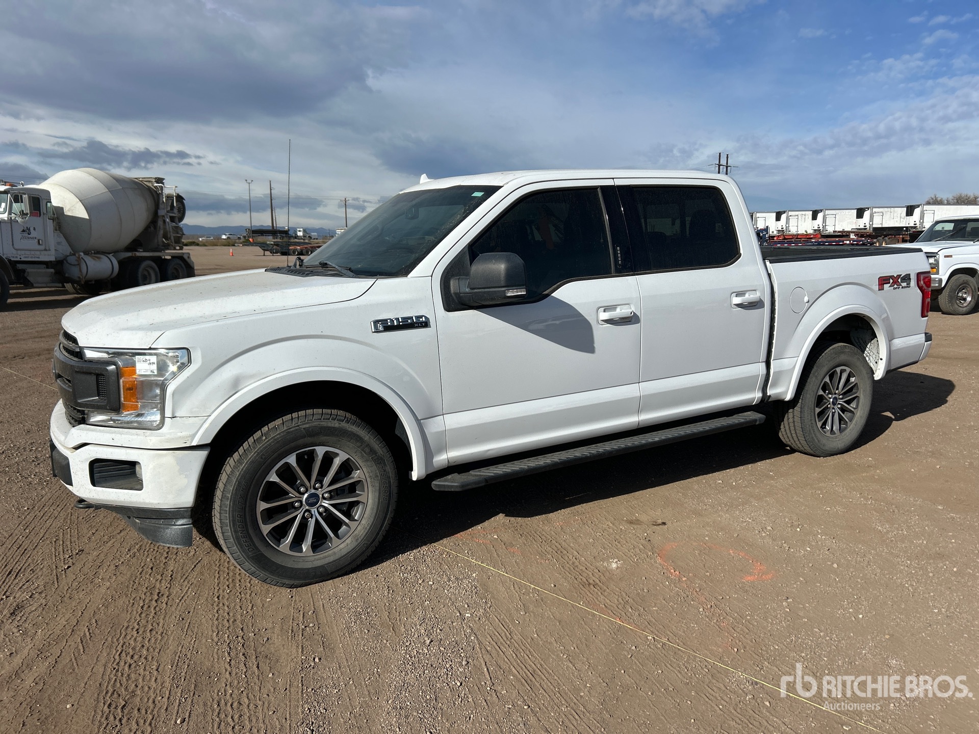 General Appearance with Picture, Left Front Corner