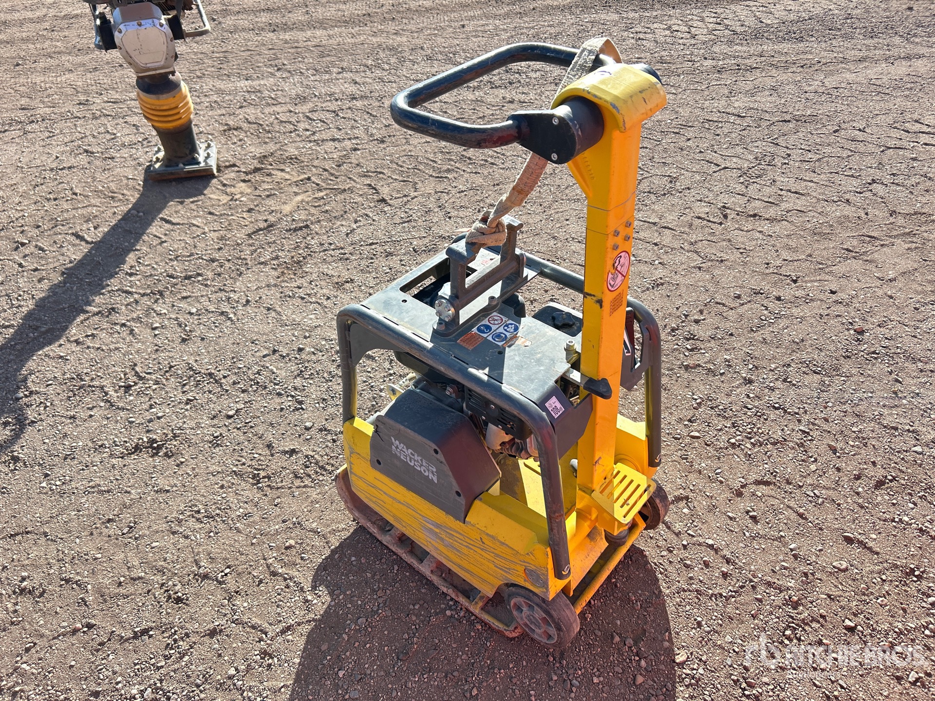 General Appearance with Imagen: esquina trasera izquierda