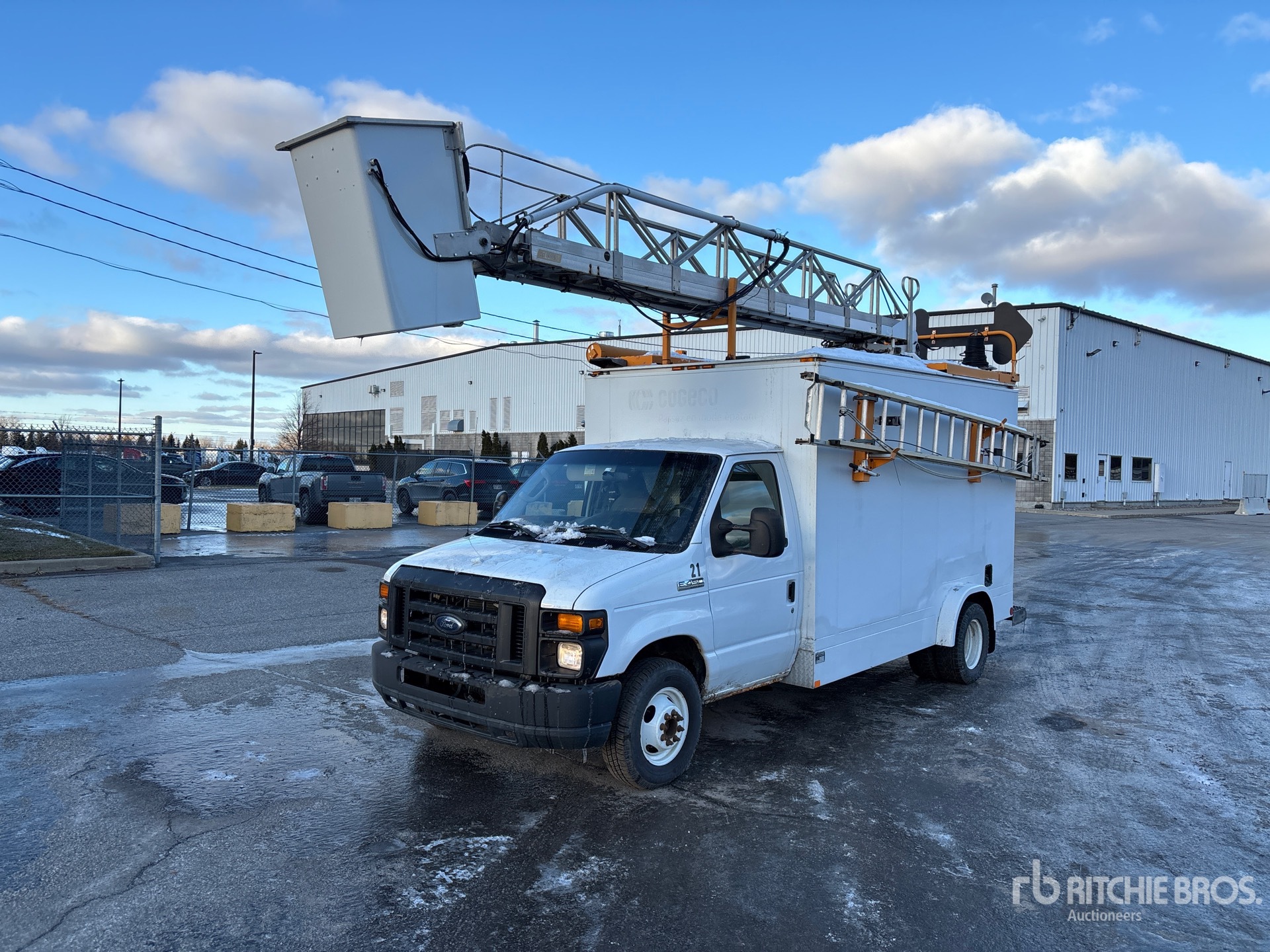 General Appearance with Picture, Left Front Corner