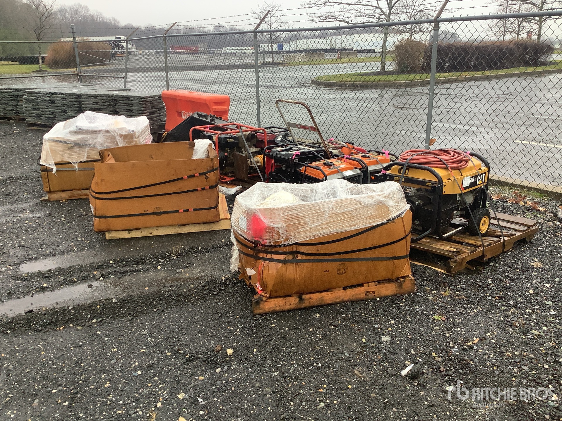 General Appearance with Featured Photo