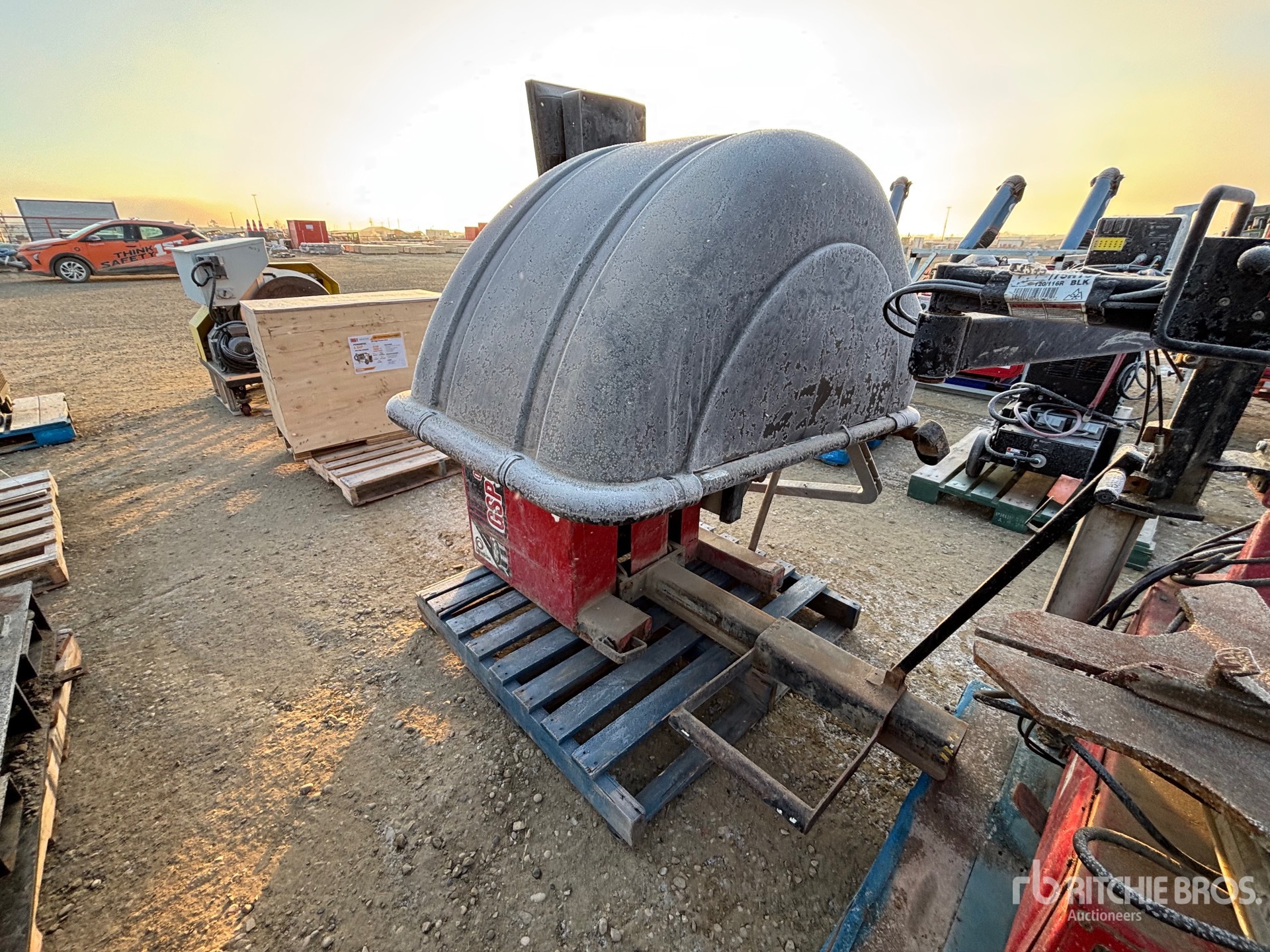 General Appearance with Foto, angolo anteriore sinistro