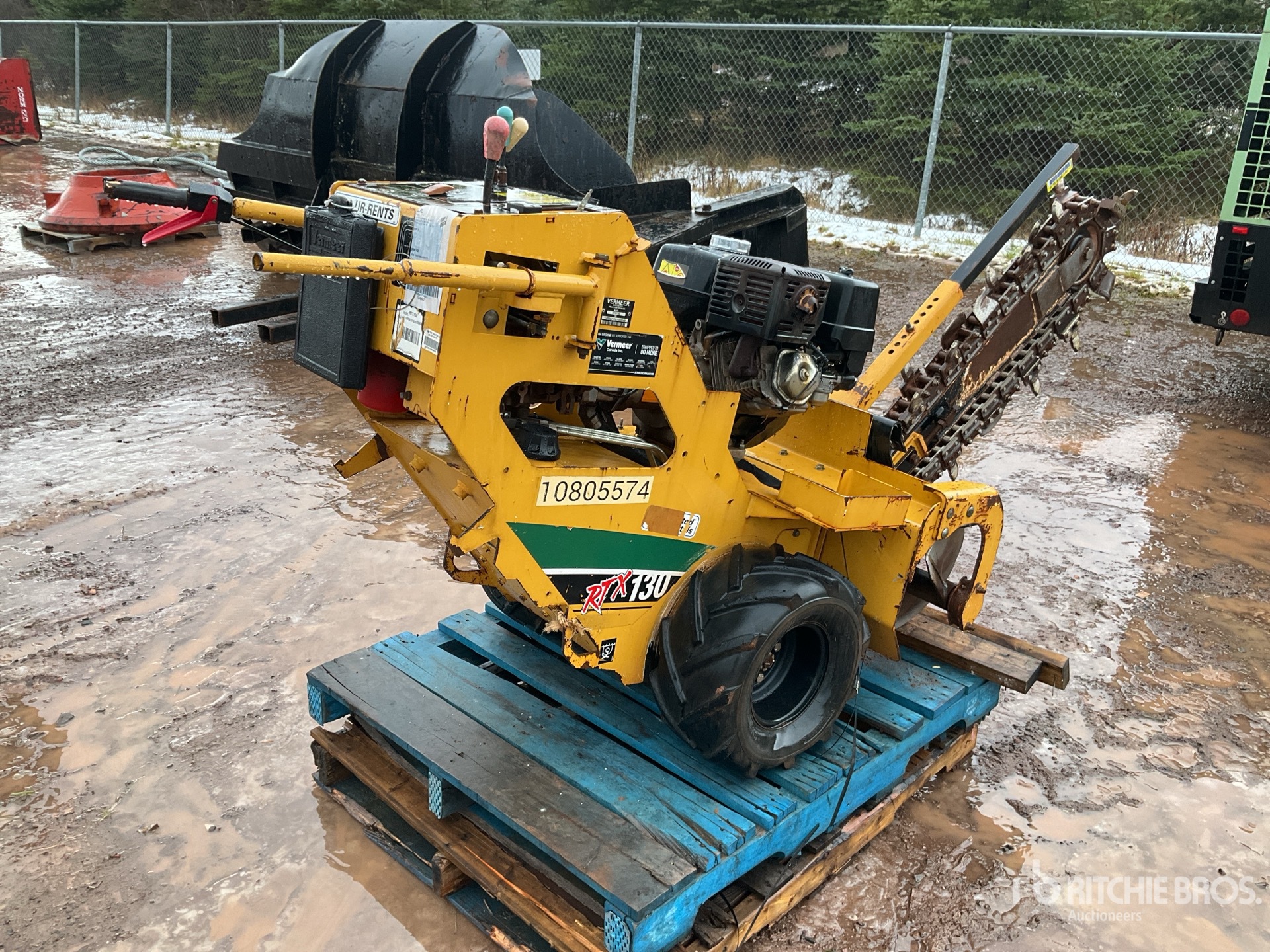 General Appearance with Picture, Left Front Corner