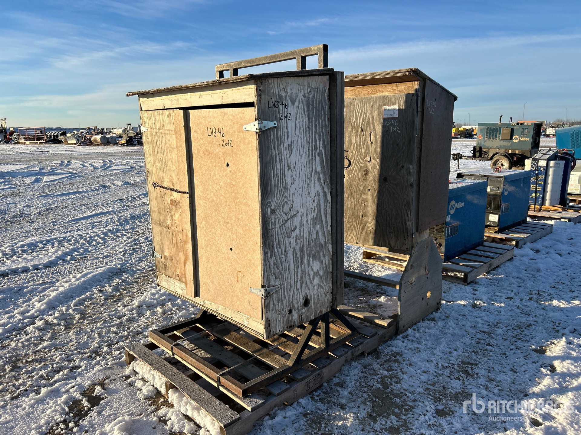 General Appearance with Picture, Left Front Corner