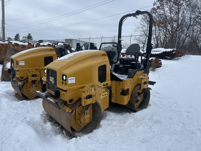 2021 Cat CB2.7 Double Drum Roller