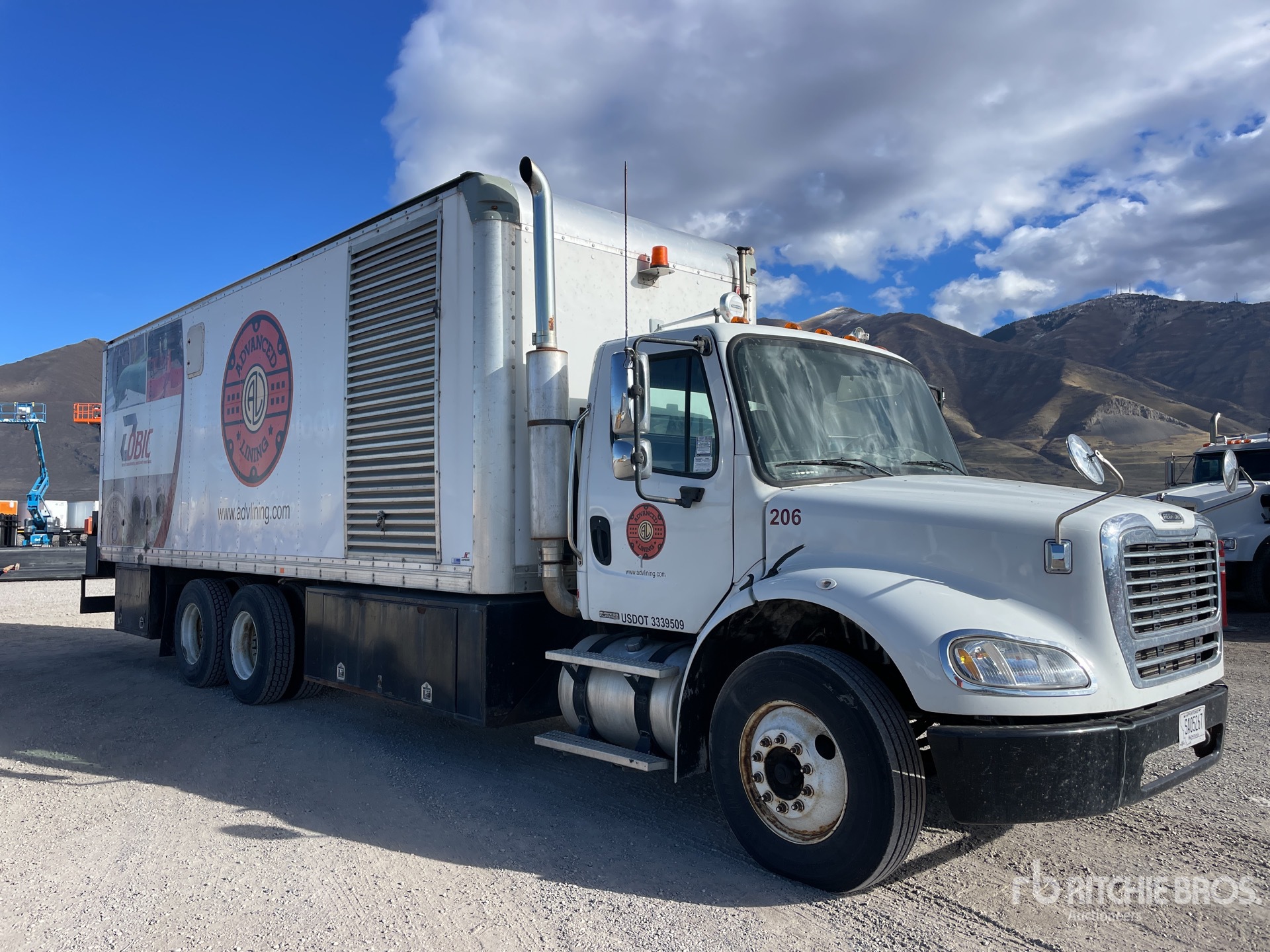 General Appearance with Imagen: esquina delantera derecha