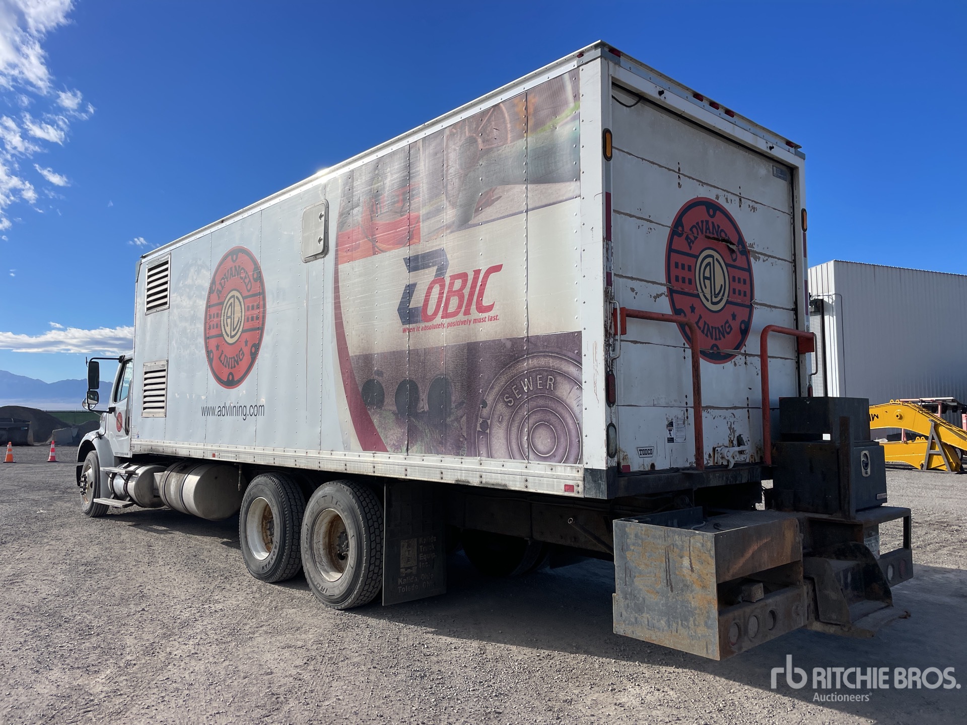 General Appearance with Imagen: esquina trasera izquierda