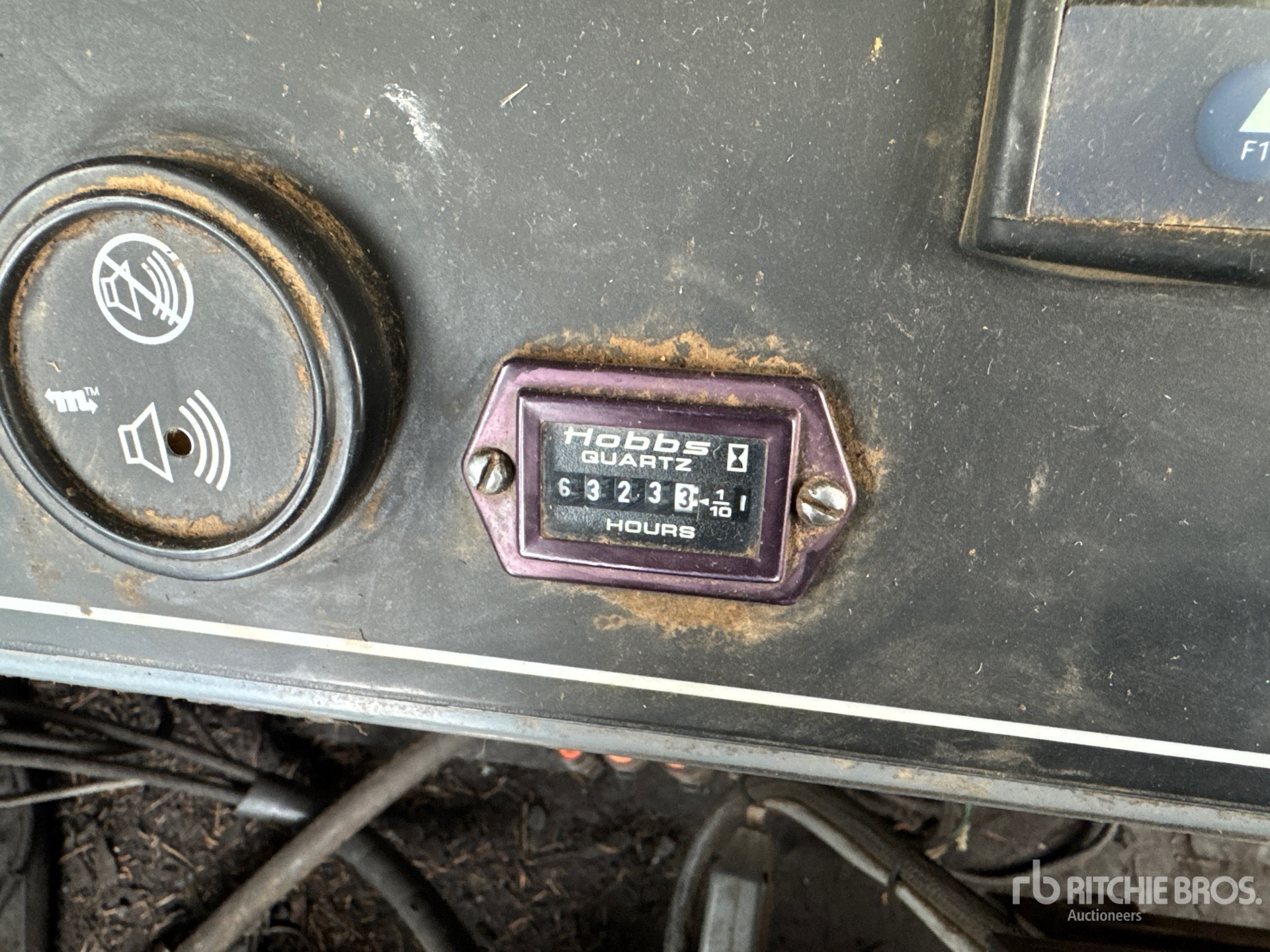 General Appearance with Hour Meter / Odometer