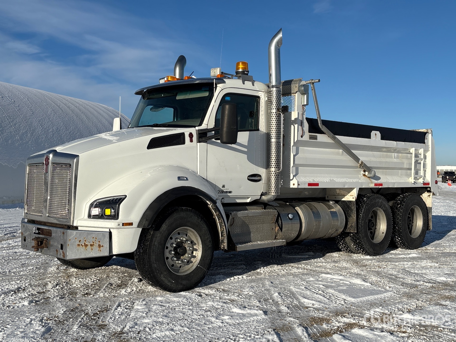 General Appearance with Image, coin avant gauche