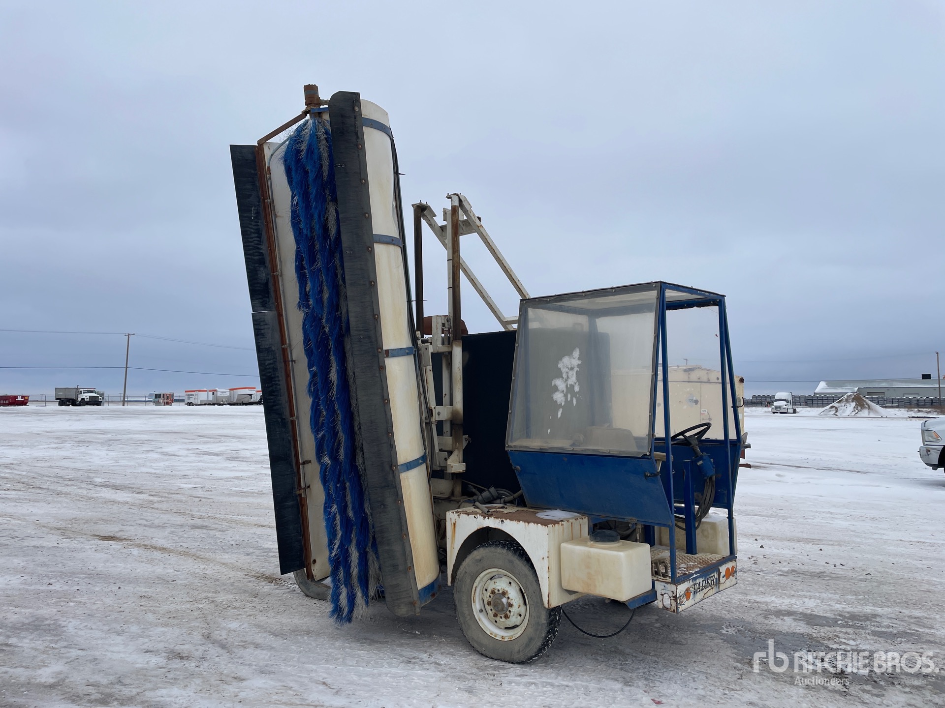 General Appearance with Imagen: esquina delantera derecha