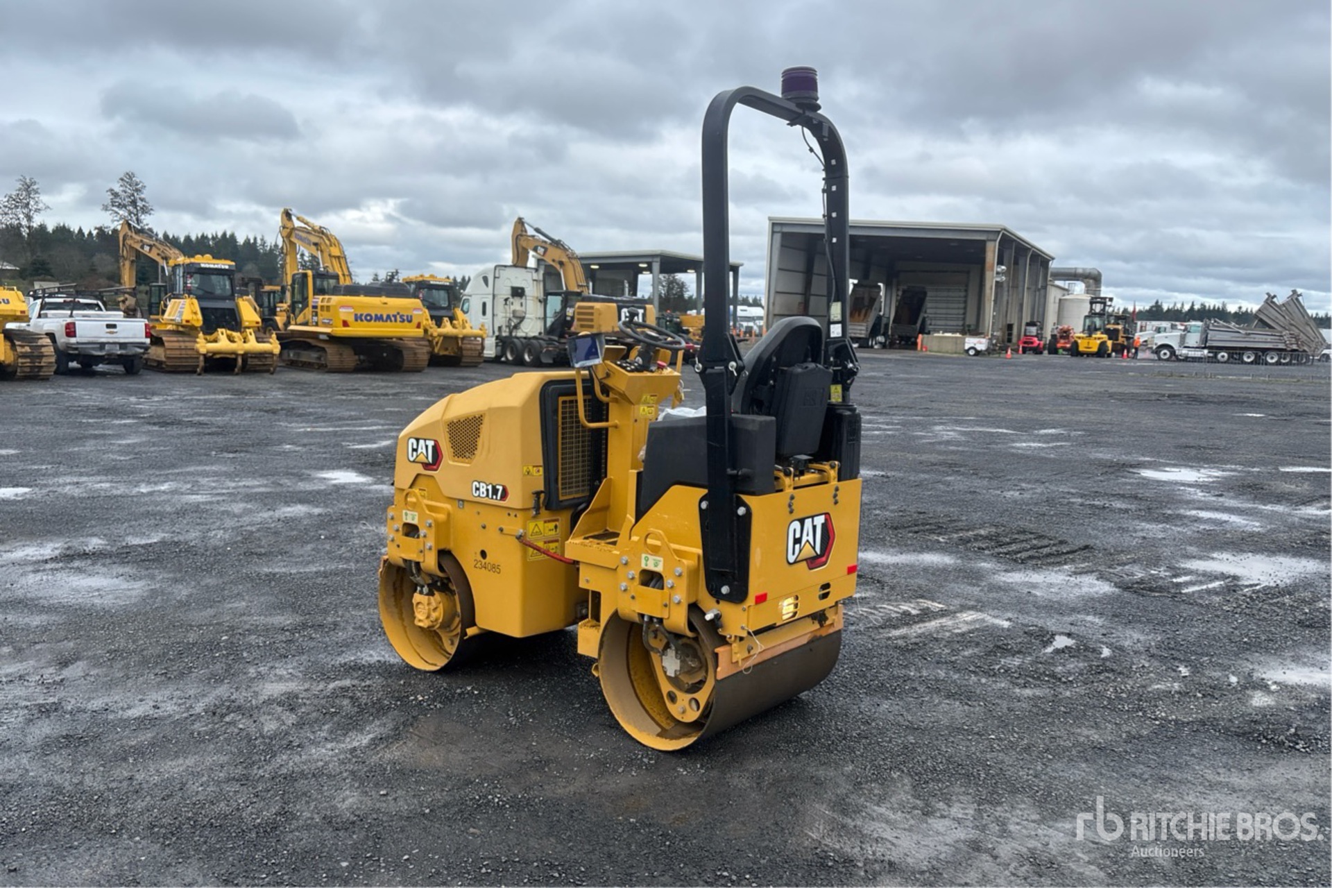 General Appearance with Picture, Left Rear Corner