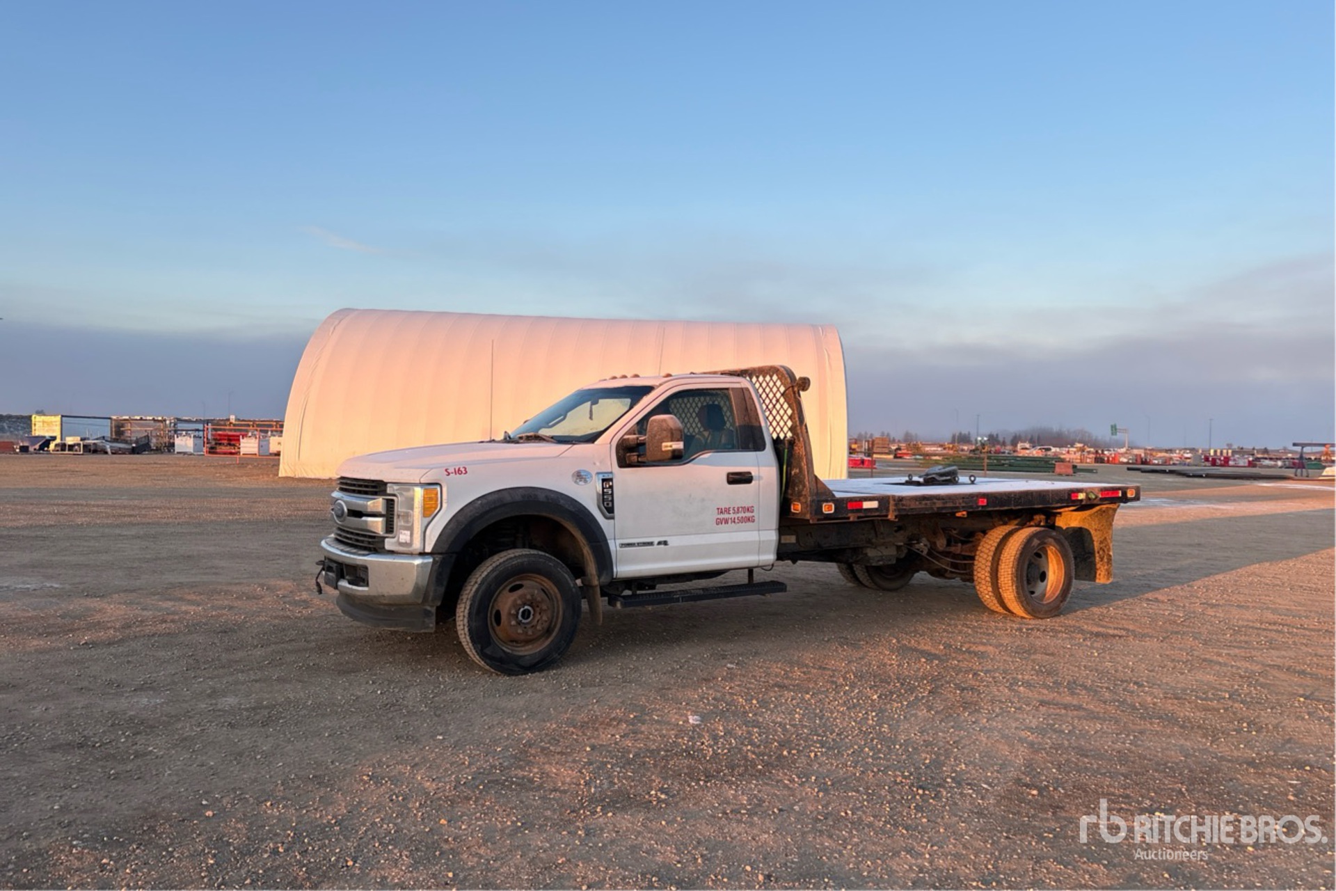 General Appearance with Imagen: esquina delantera izquierda