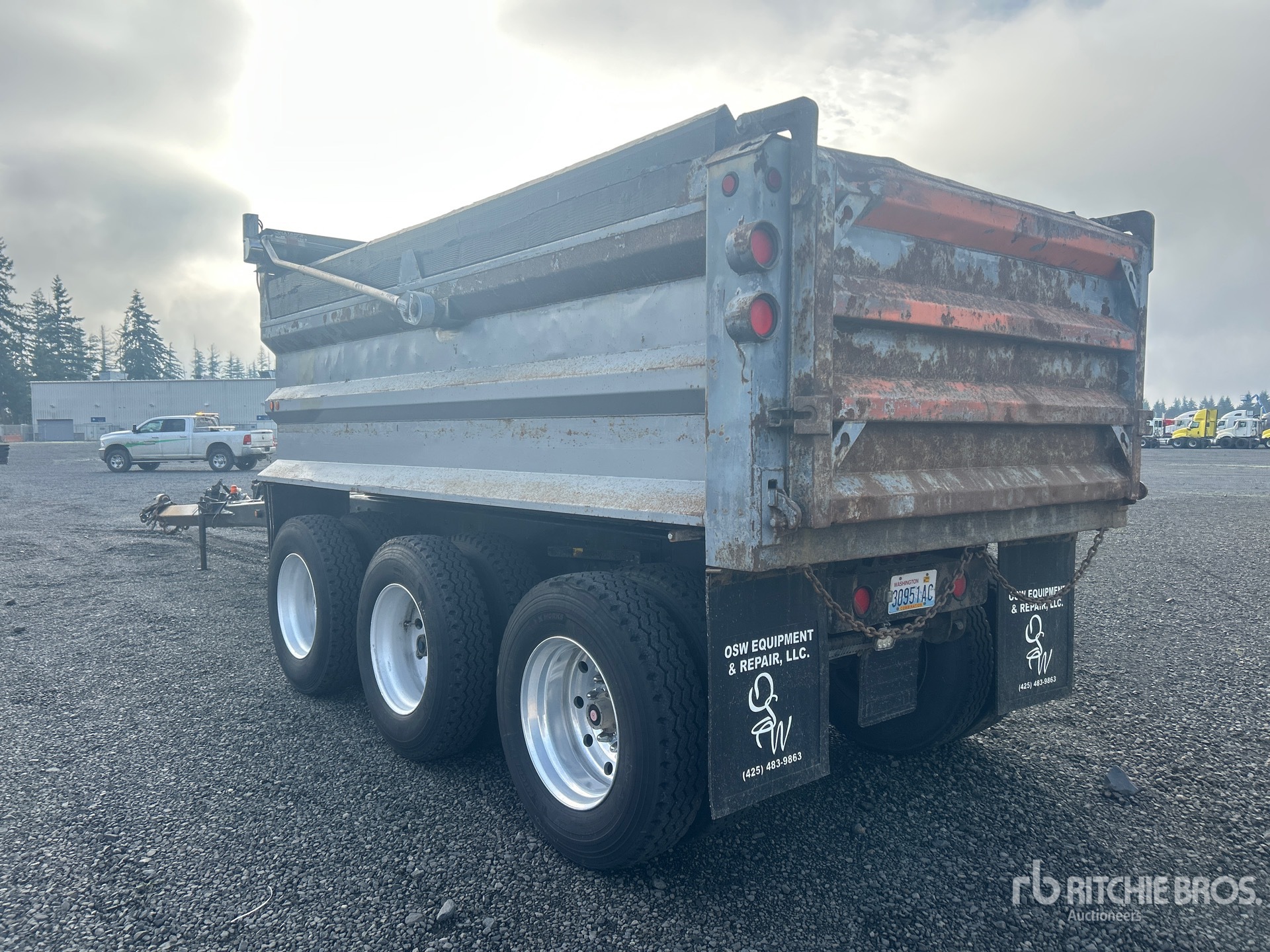 General Appearance with Picture, Left Rear Corner