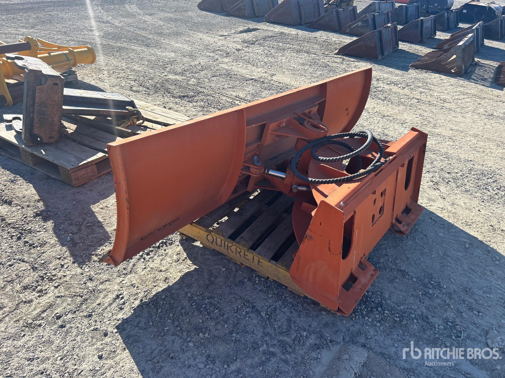 General Appearance with Zdjęcie, lewy dolny róg