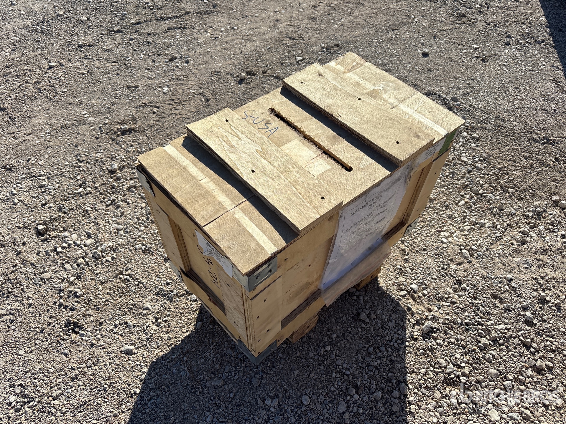 General Appearance with Foto, angolo posteriore sinistro