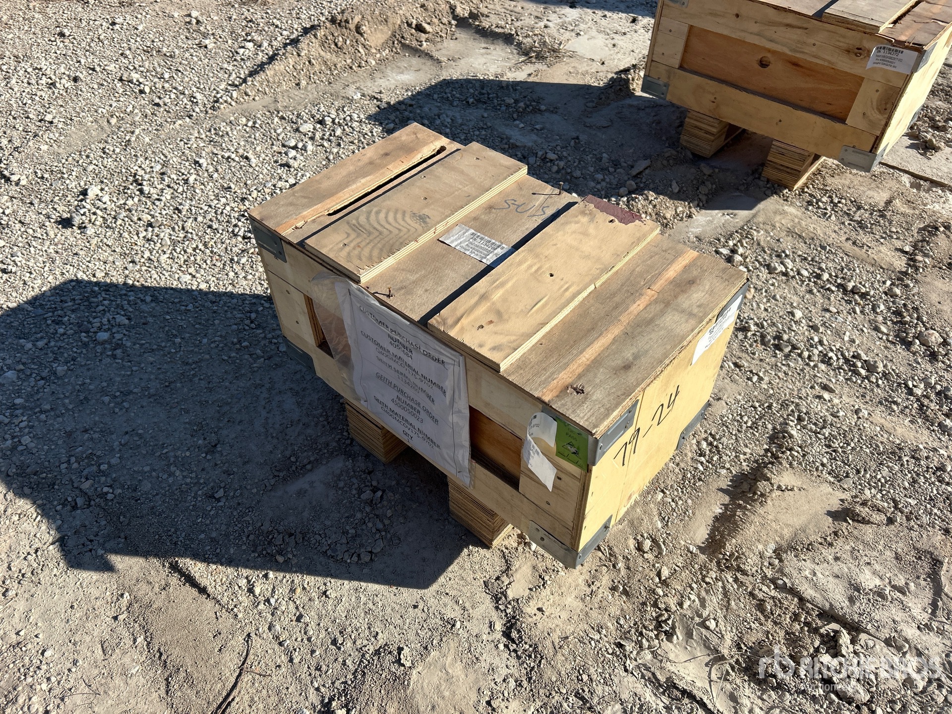 General Appearance with Foto, angolo anteriore sinistro