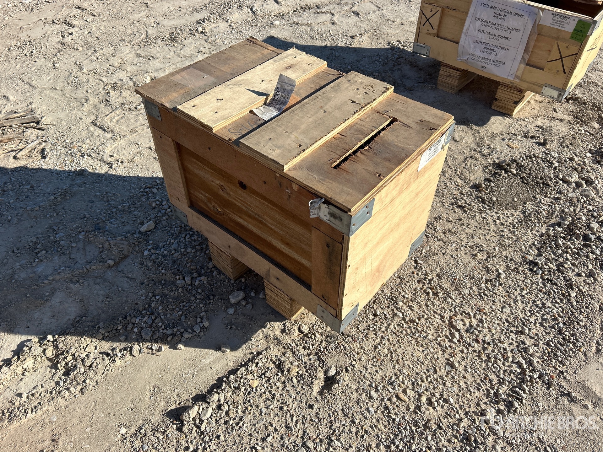 General Appearance with Foto, angolo anteriore sinistro