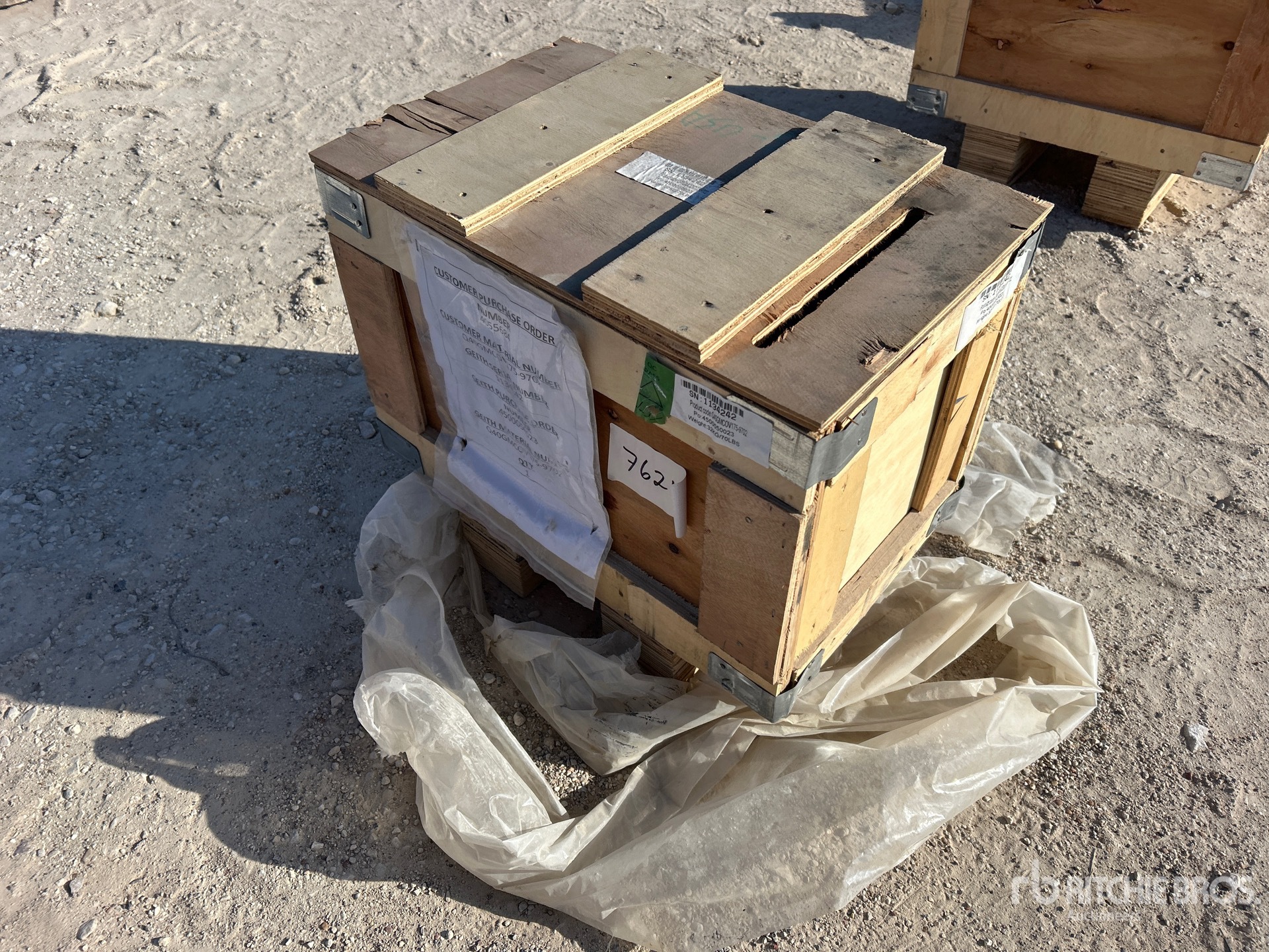 General Appearance with Foto, angolo anteriore sinistro