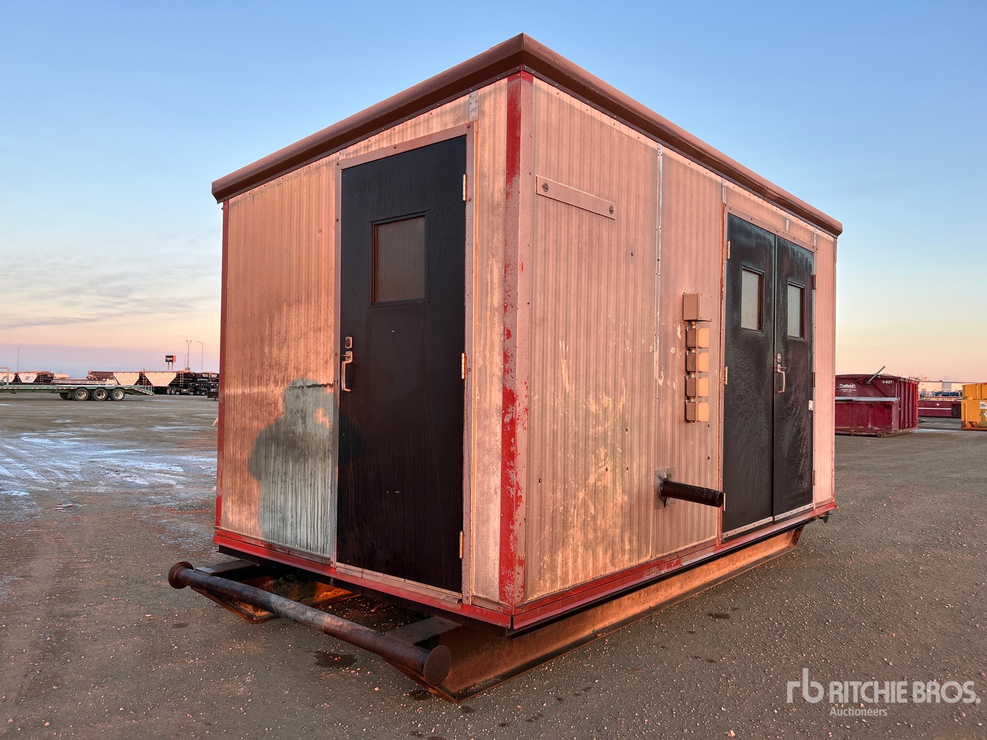 General Appearance with Picture, Left Front Corner