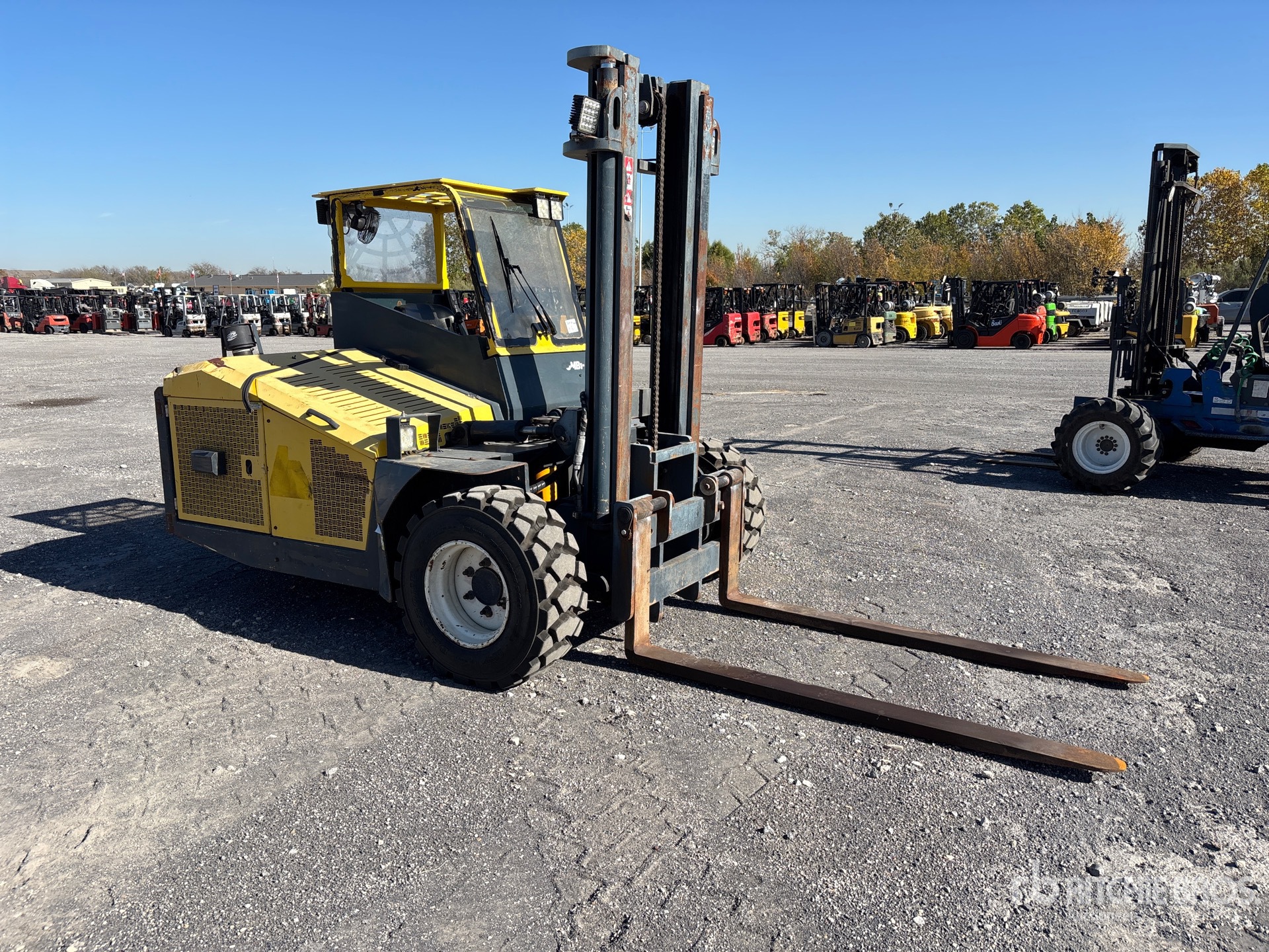 General Appearance with Imagen: esquina delantera derecha