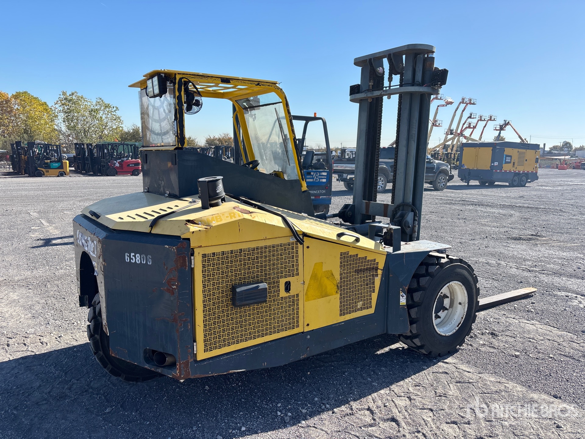 General Appearance with Imagen: esquina trasera derecha