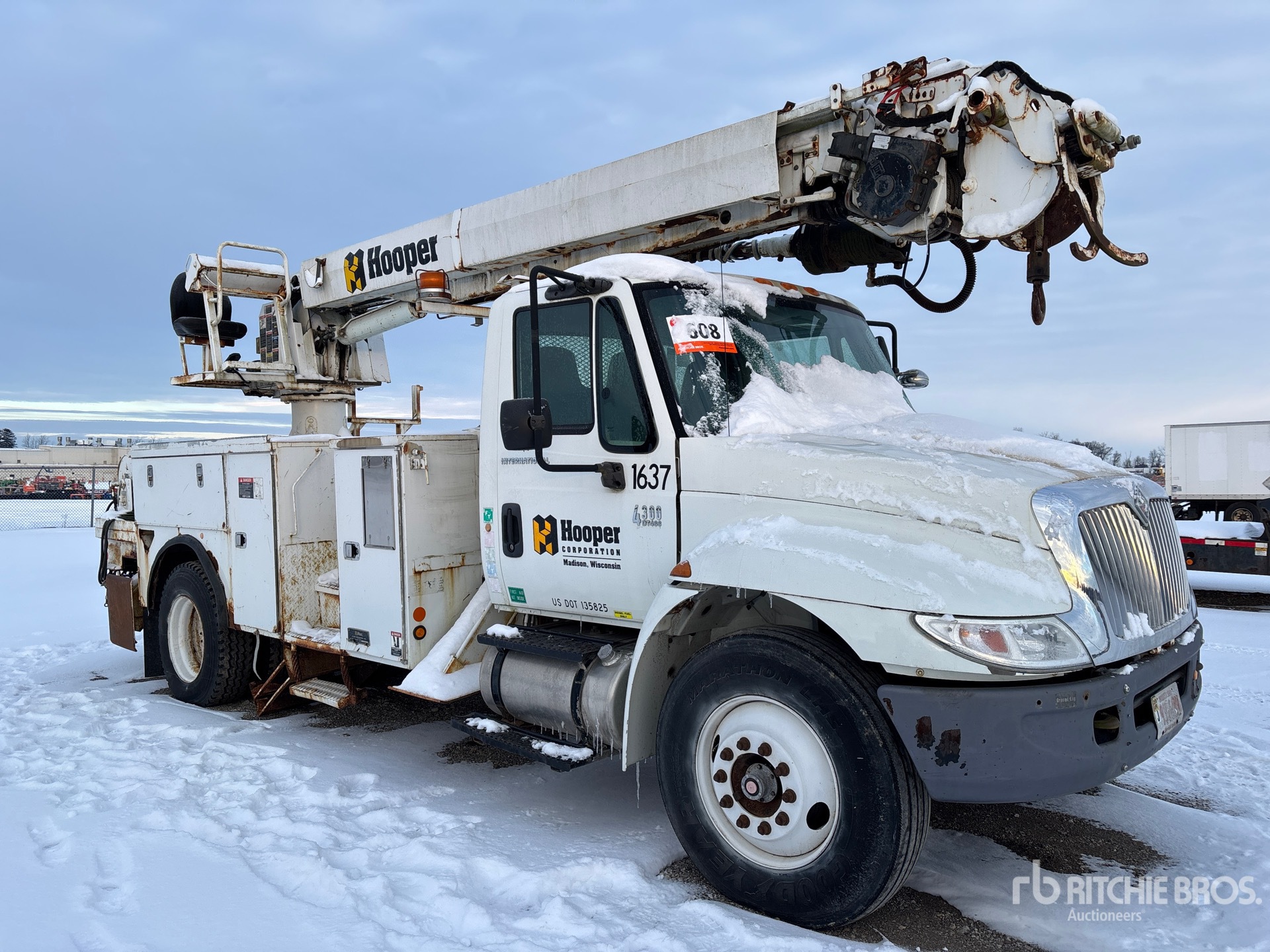 General Appearance with Image, coin avant droit