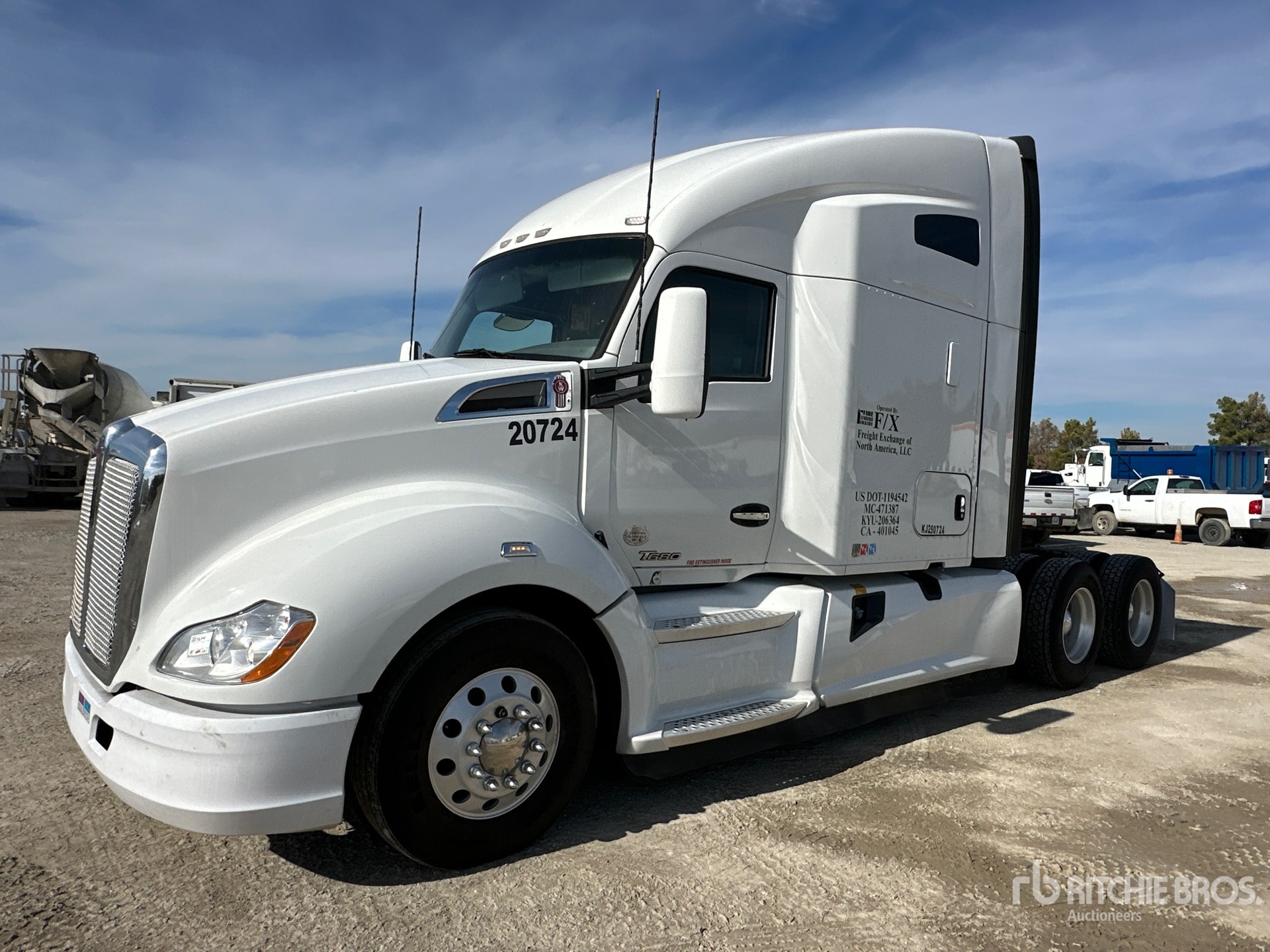 General Appearance with Picture, Left Front Corner