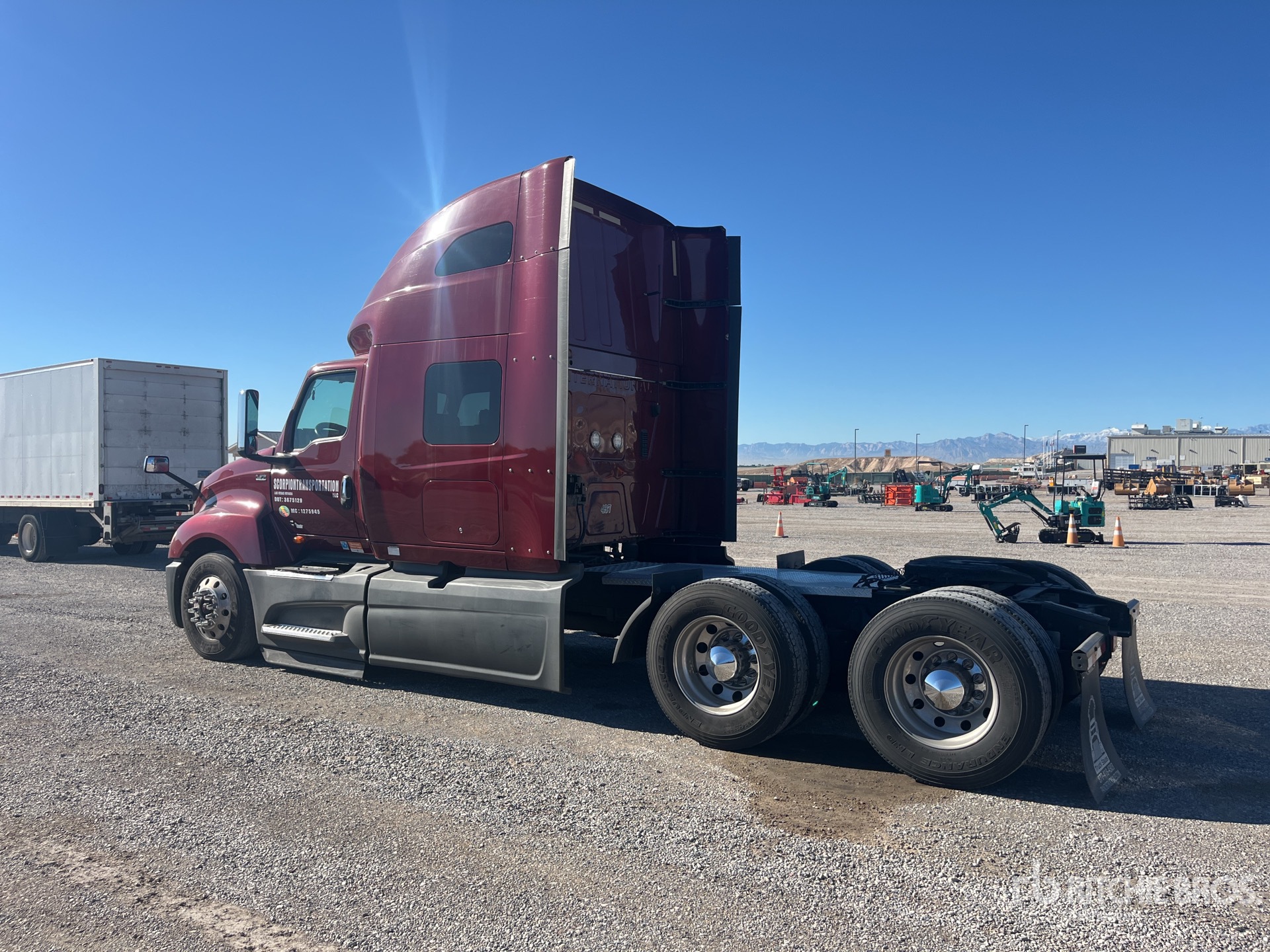 General Appearance with Picture, Left Rear Corner