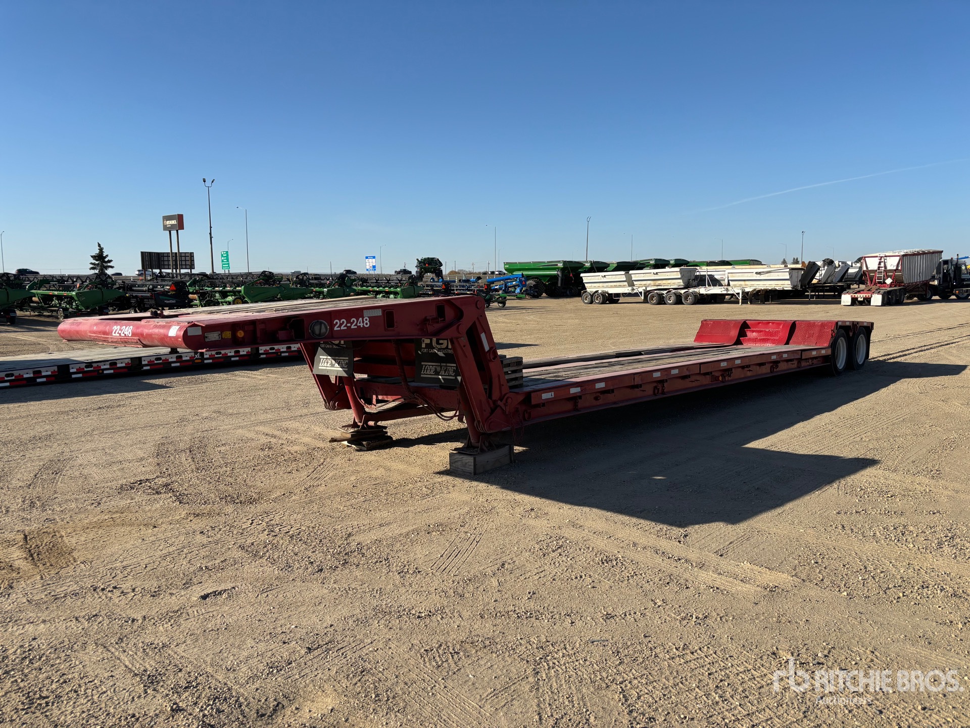 General Appearance with Picture, Left Front Corner