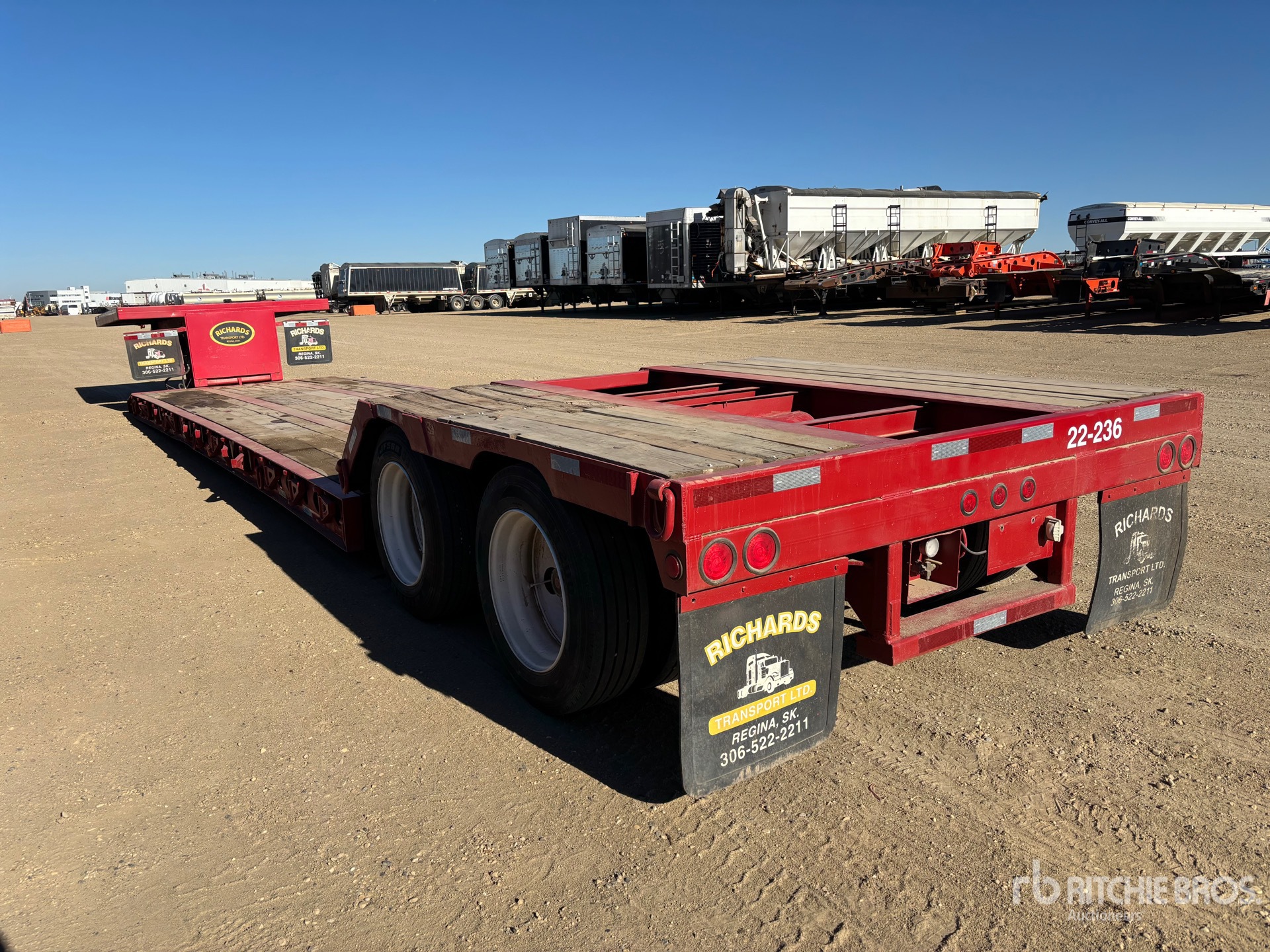 General Appearance with Picture, Left Rear Corner