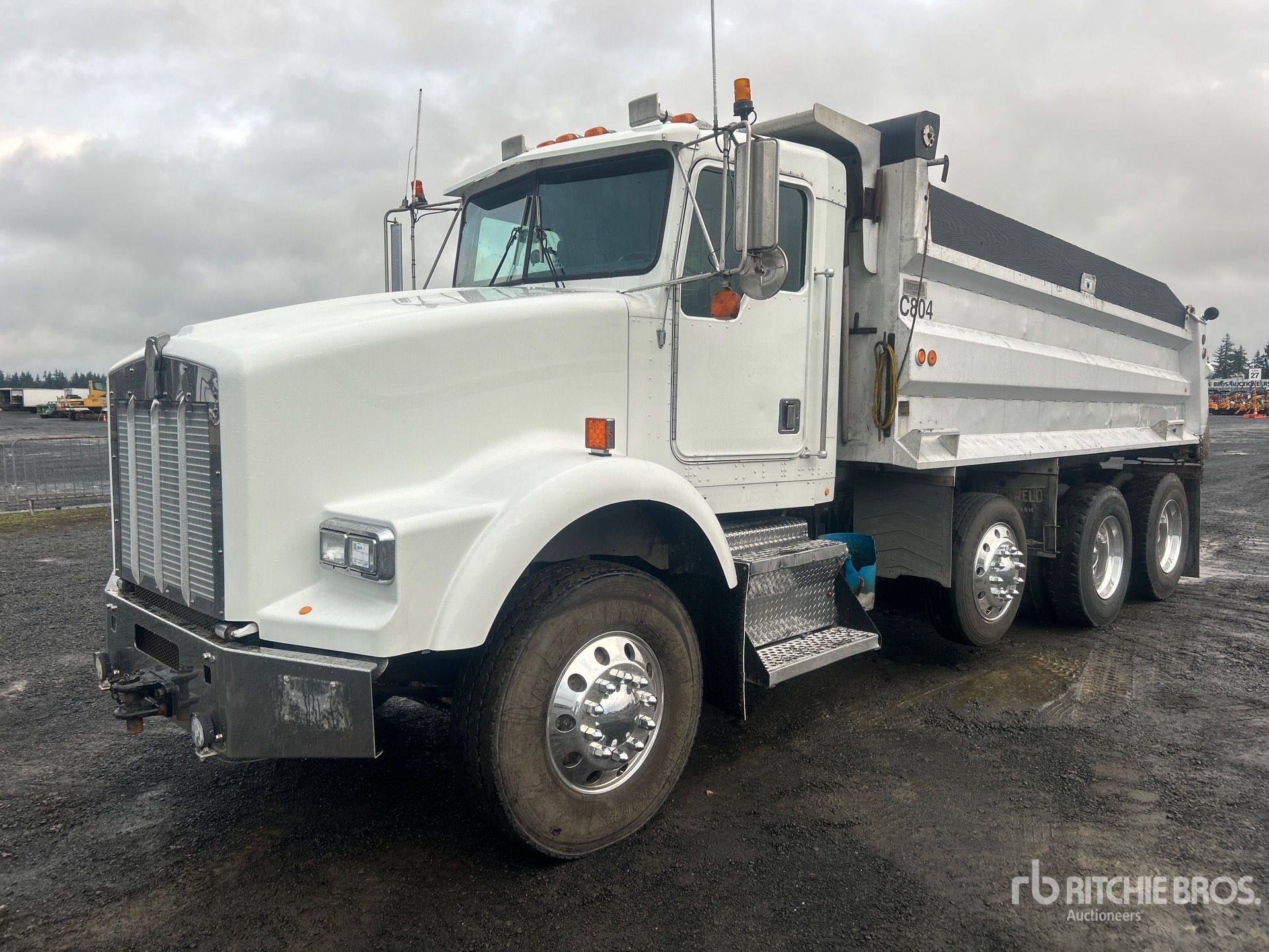 General Appearance with Featured Photo