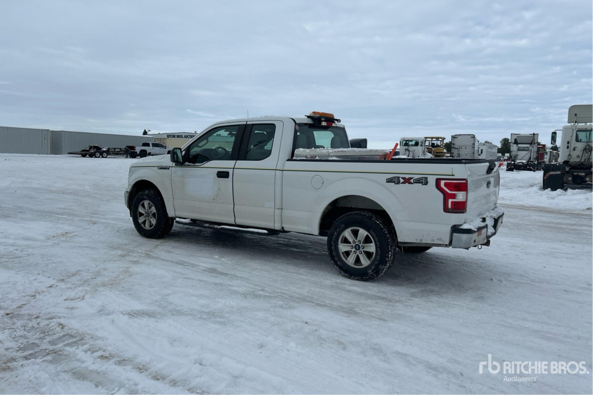 General Appearance with Picture, Left Rear Corner