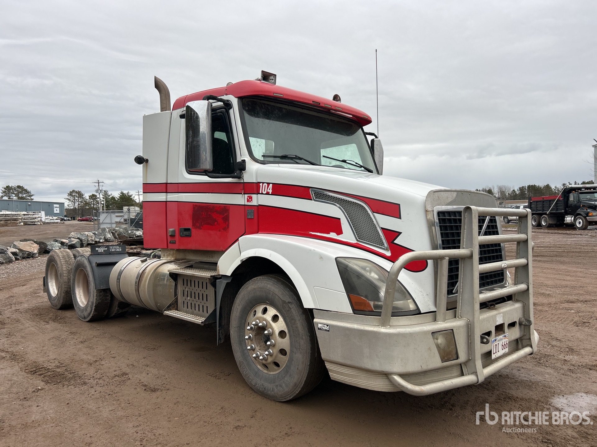 General Appearance with Picture, Right Front Corner