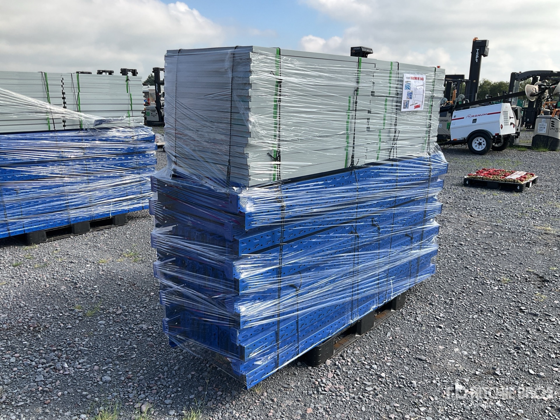 Aspect général with Image, coin avant droit