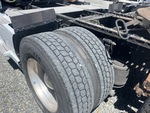 4 Underbody - Truck with 