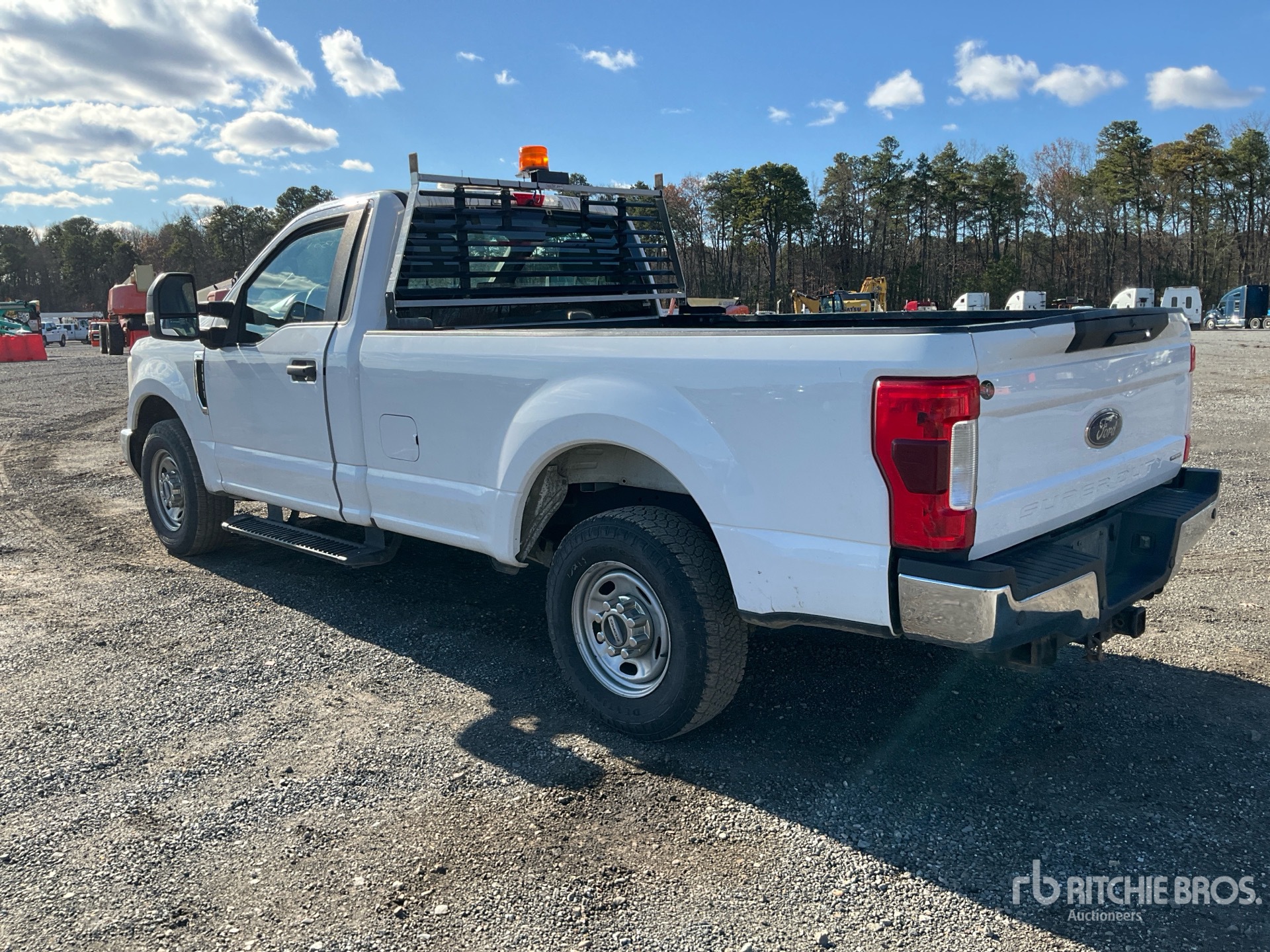 General Appearance with Imagen: esquina trasera izquierda