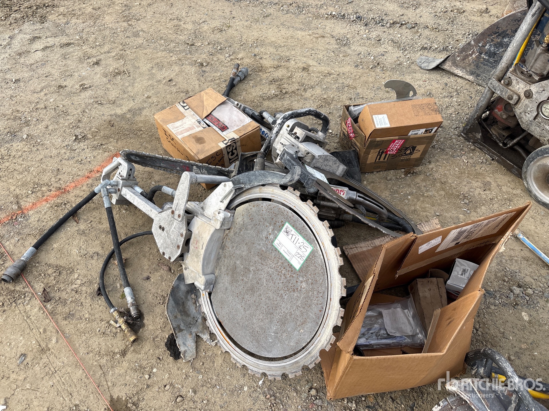 Aspect général with Image, coin avant droit