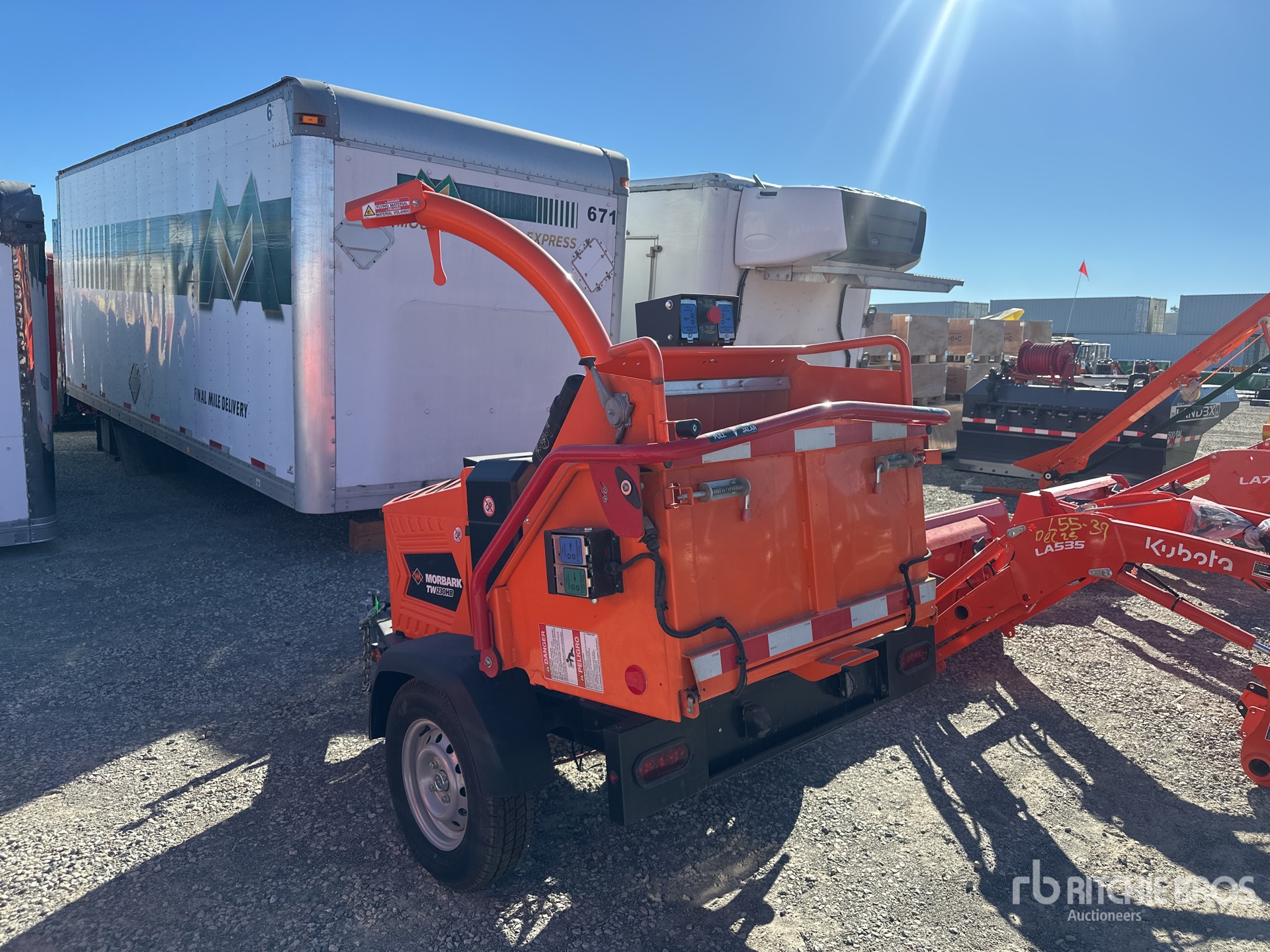 General Appearance with Bild, Ecke hinten links