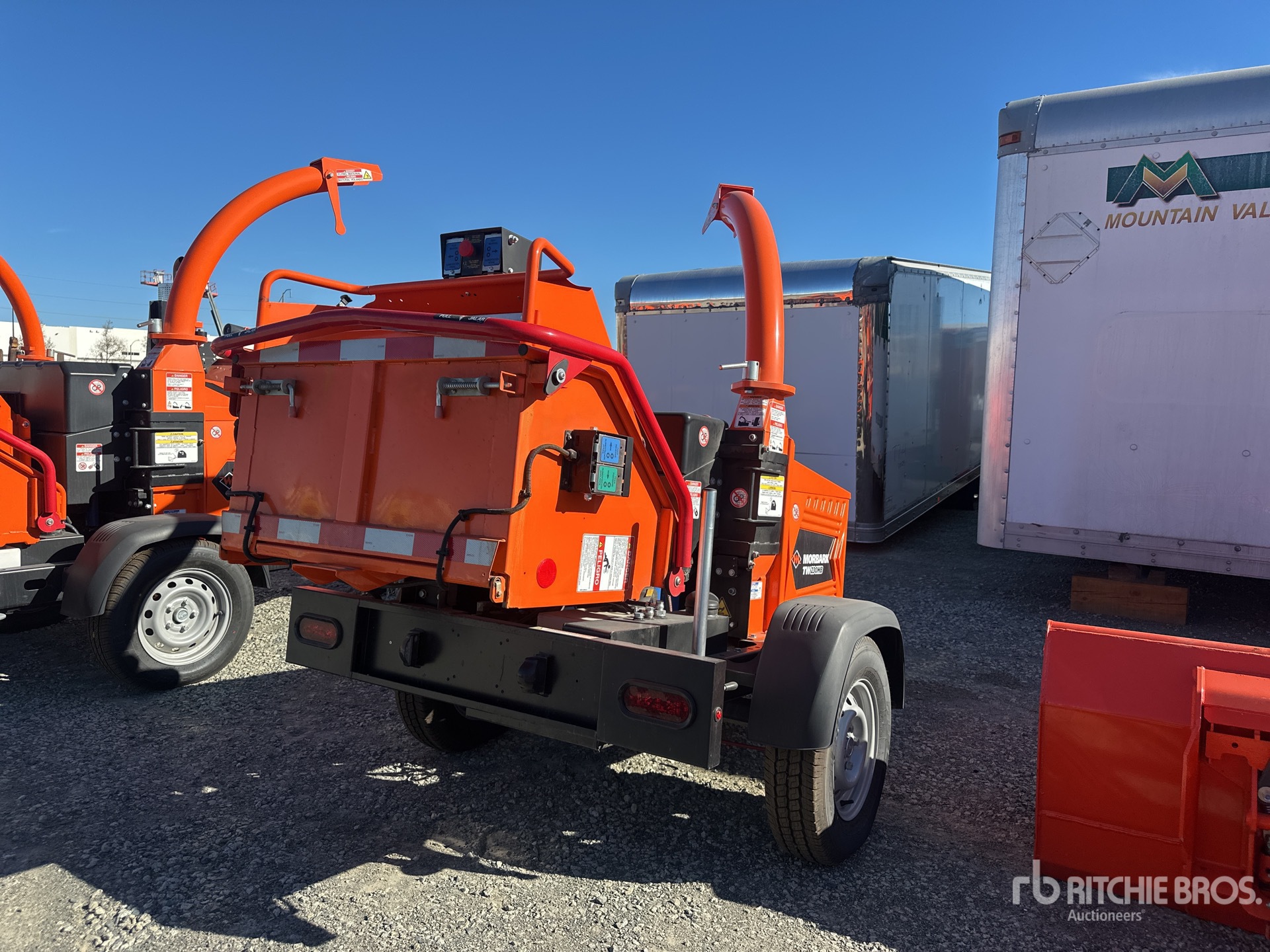 General Appearance with Bild, Ecke hinten rechts