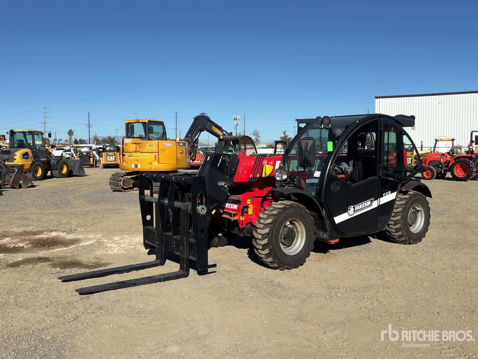 General Appearance with Featured Photo