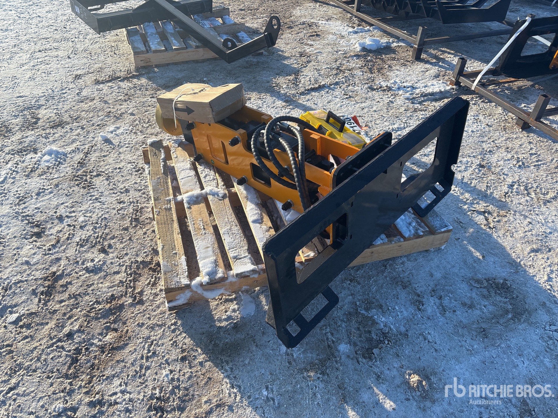 General Appearance with Foto, angolo posteriore sinistro