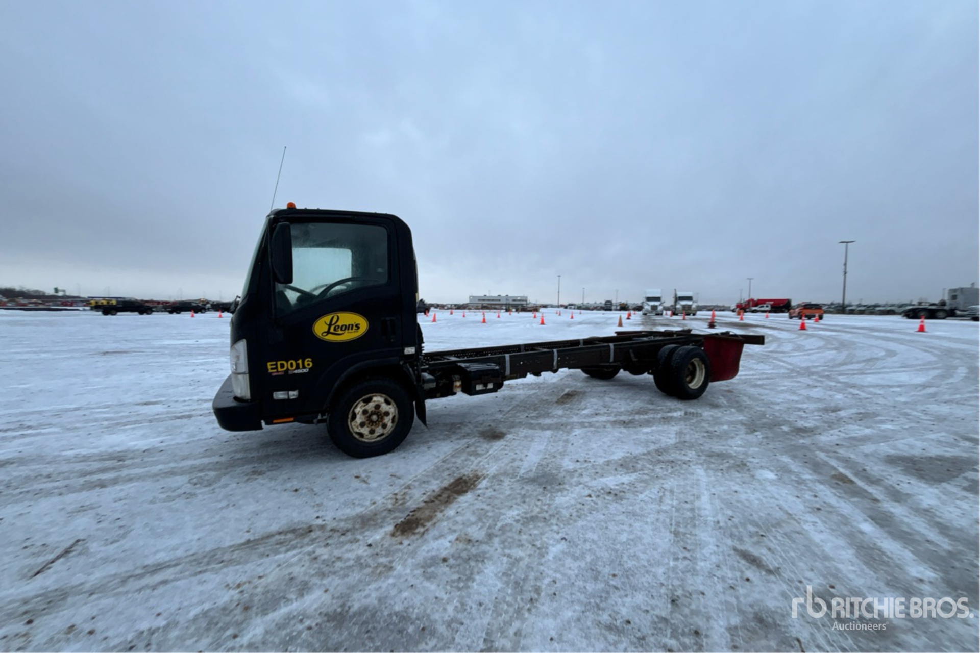 General Appearance with Picture, Left Front Corner