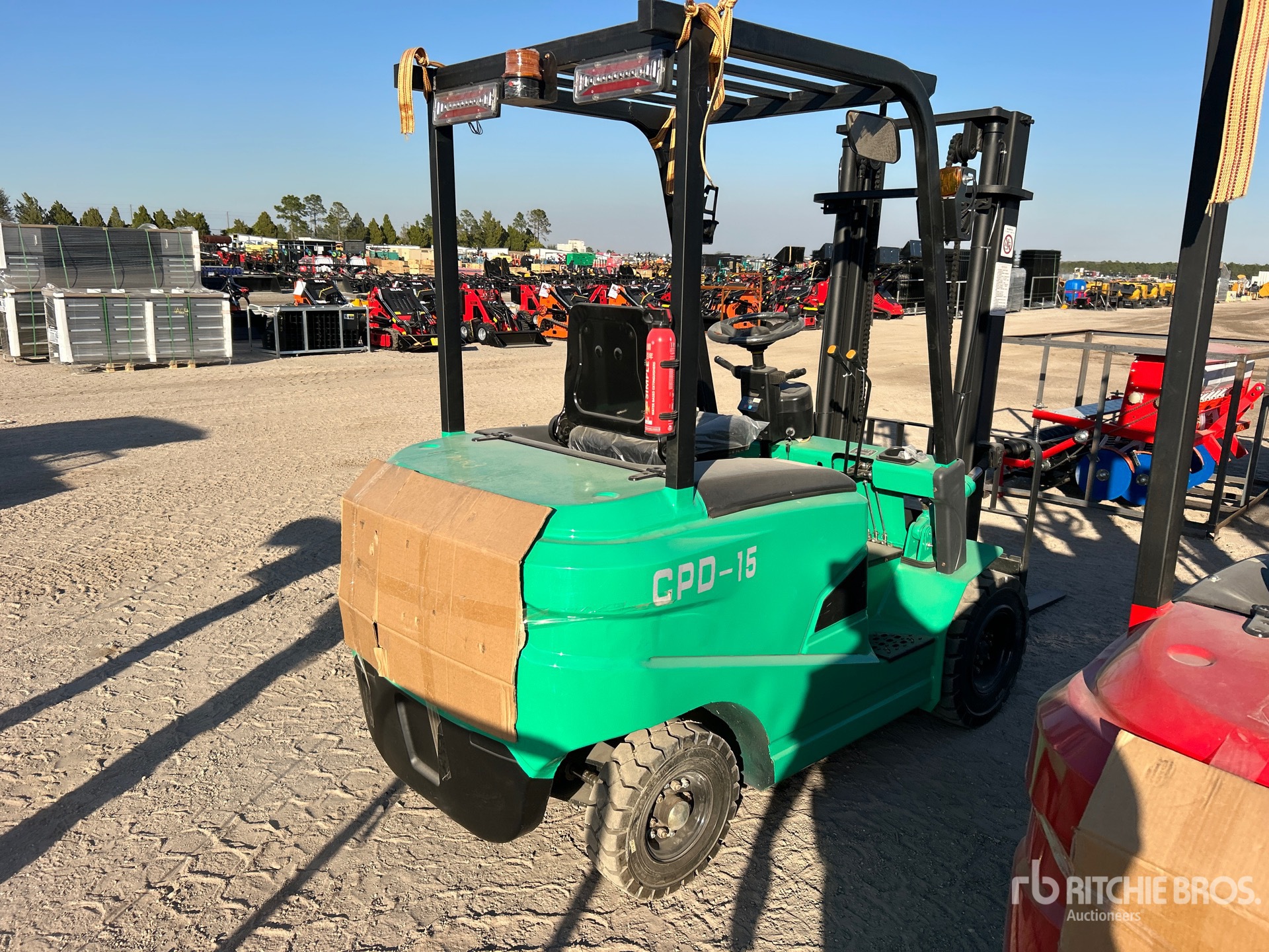 General Appearance with Picture, Right Rear Corner