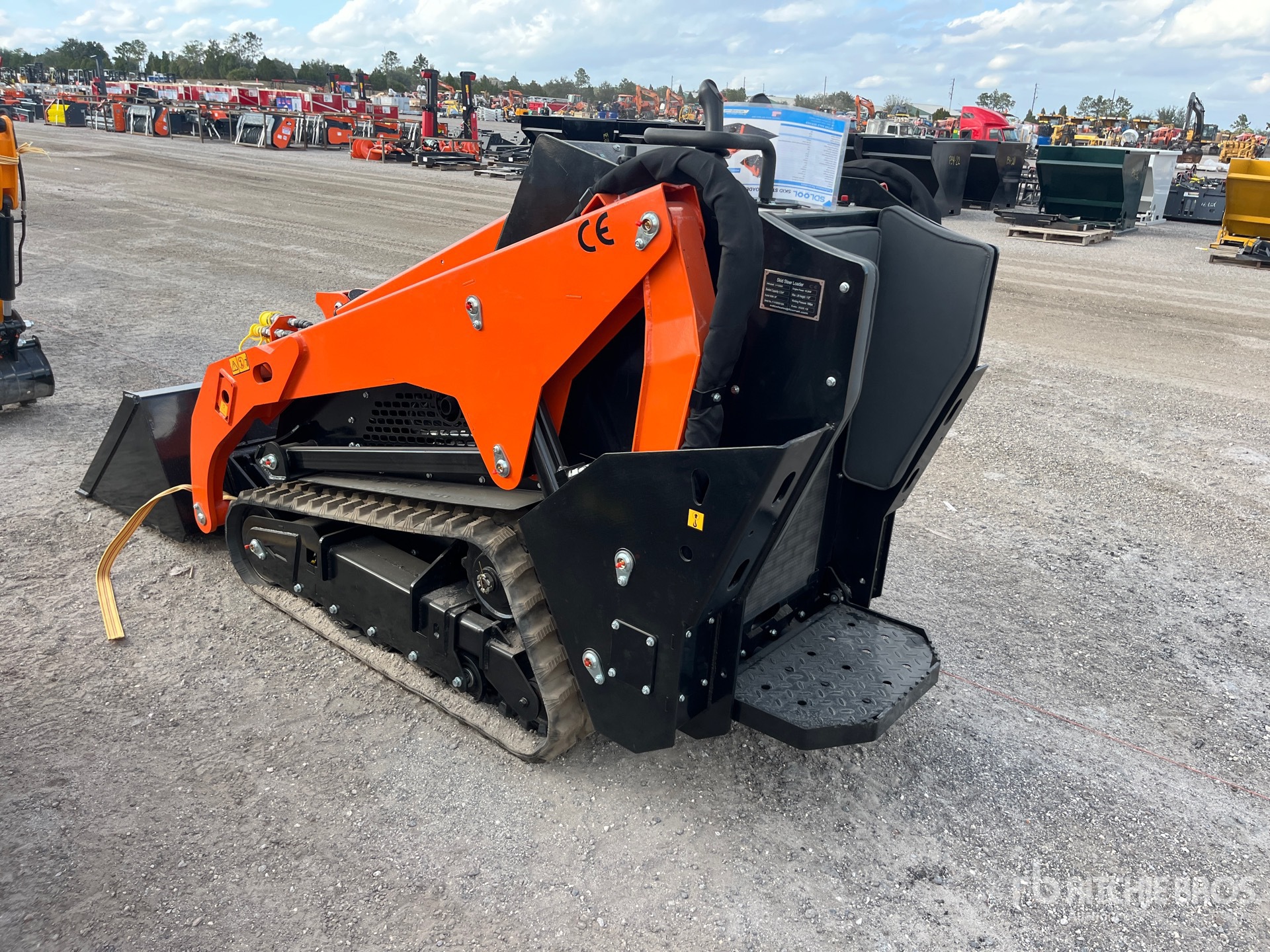 General Appearance with Bild, Ecke hinten links