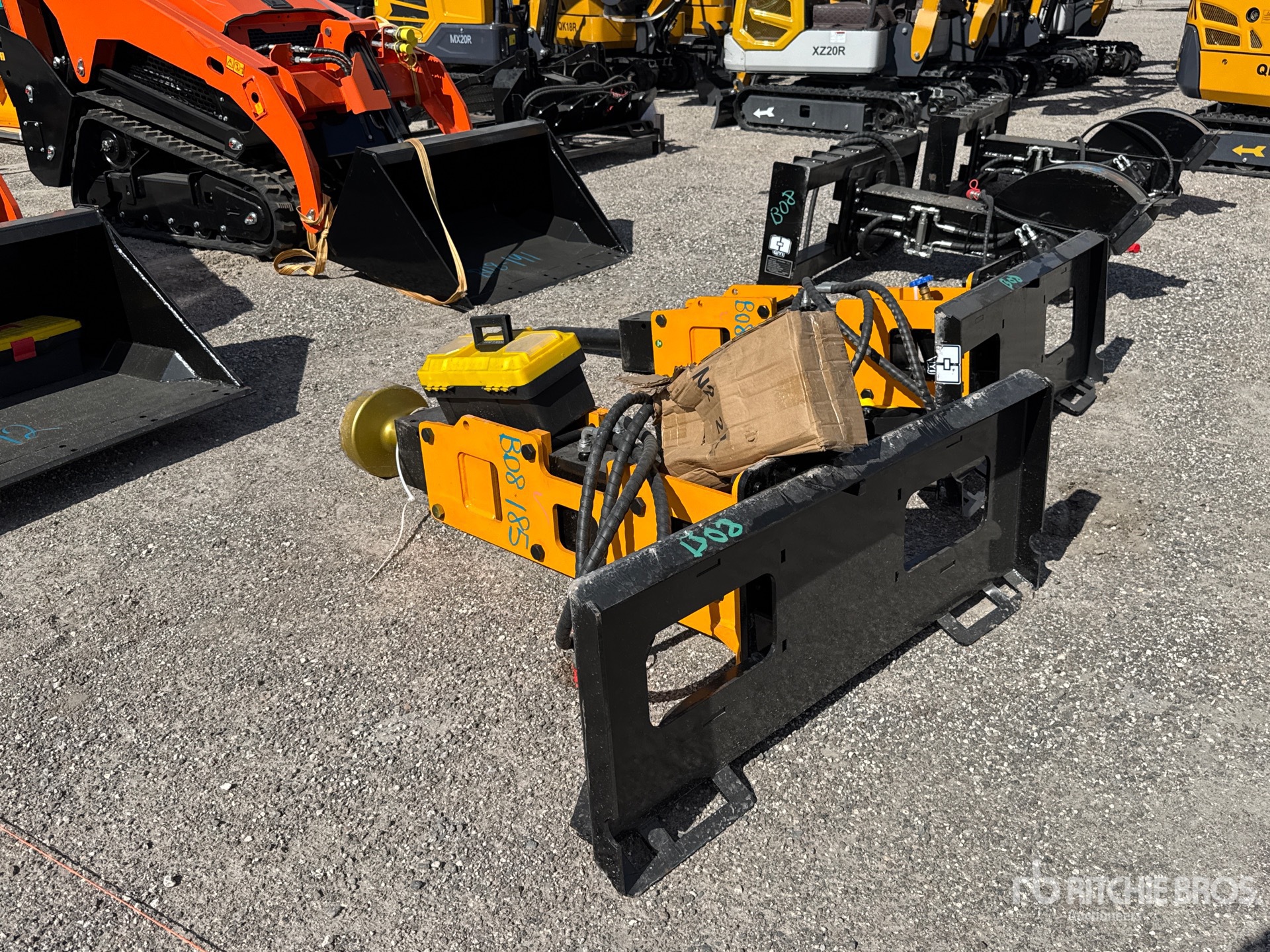 Aspect général with Image, coin arrière gauche