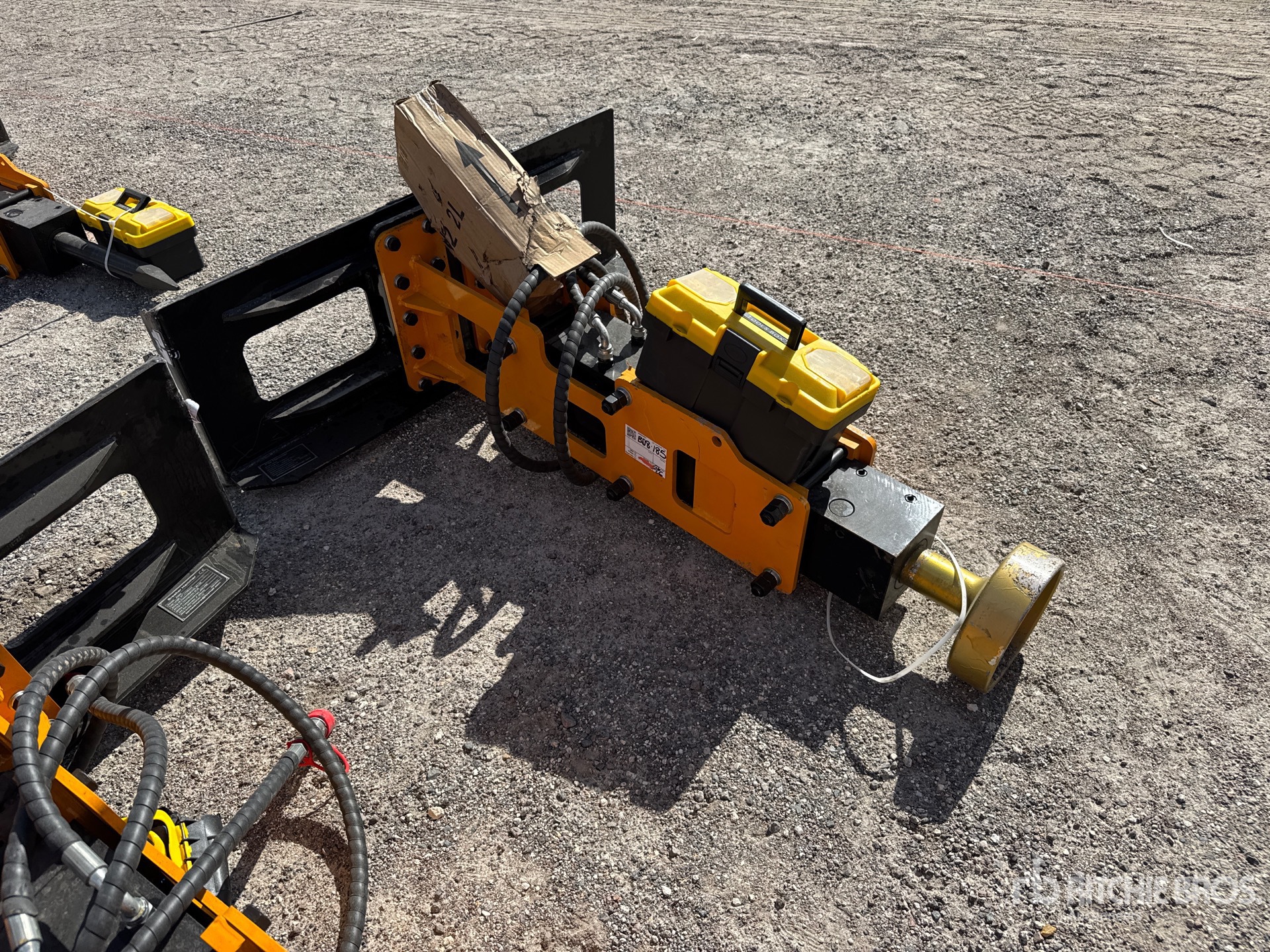 Aspect général with Image, coin avant droit