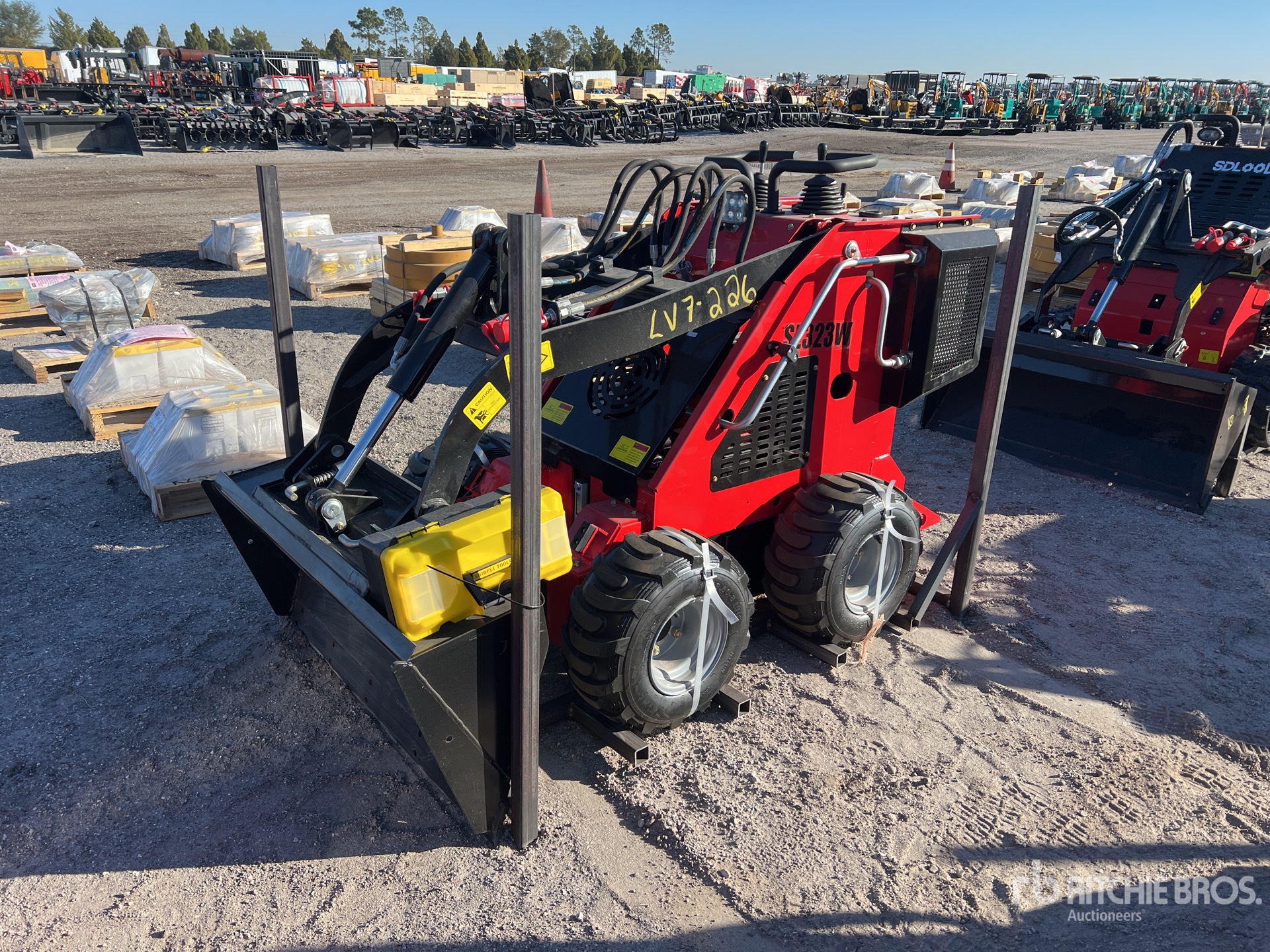 General Appearance with Picture, Left Front Corner