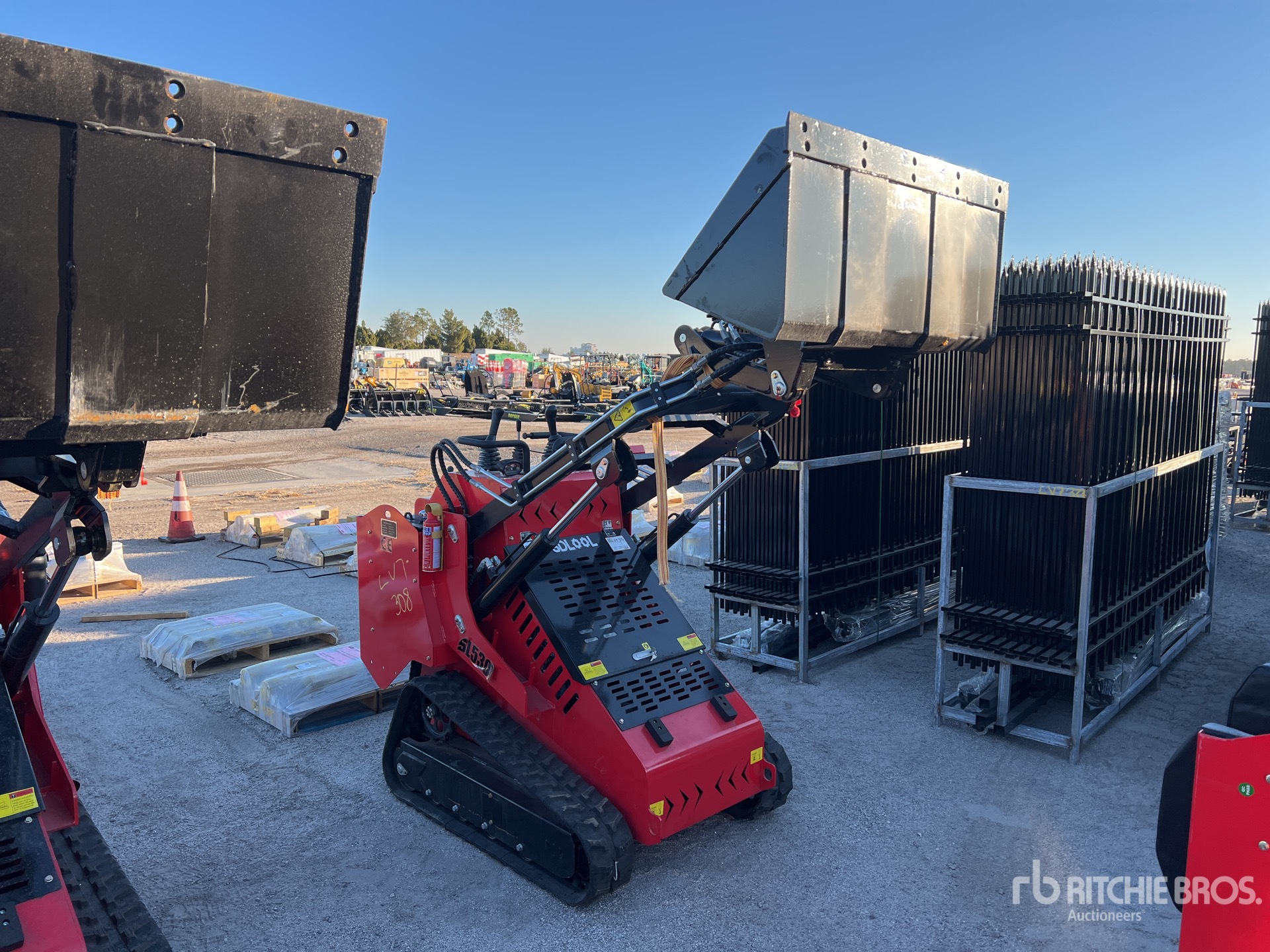 General Appearance with Picture, Right Front Corner