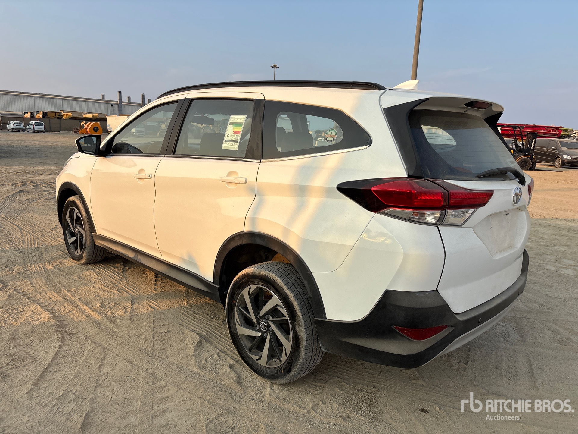 General Appearance with Picture, Left Rear Corner