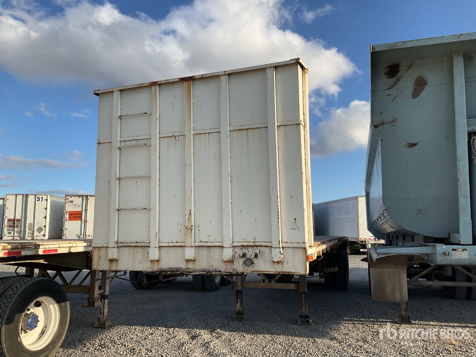 General Appearance with Featured Photo