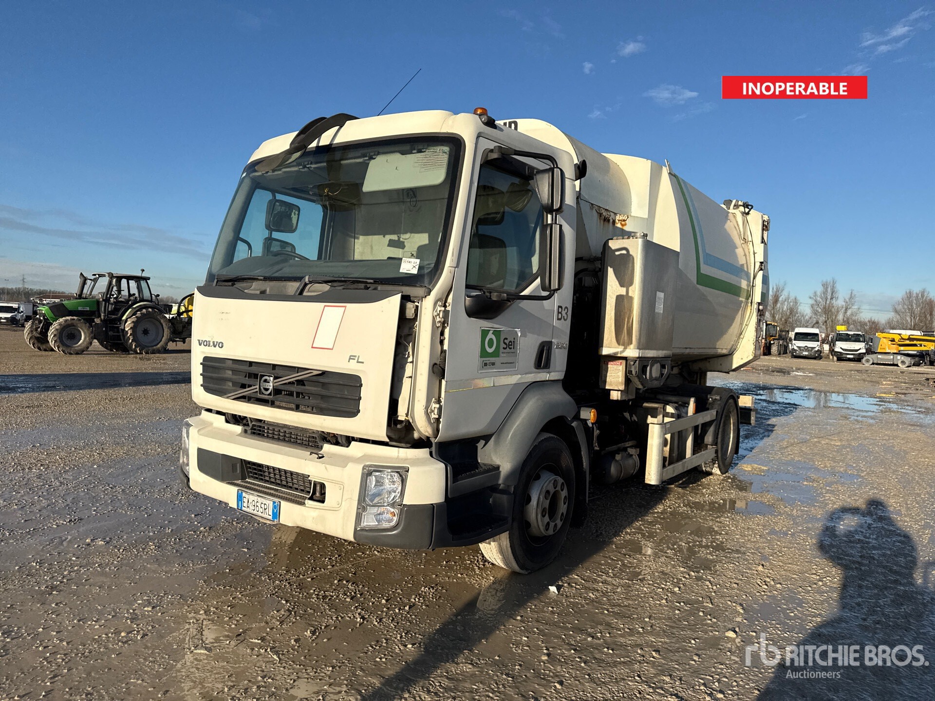 General Appearance with Featured Photo